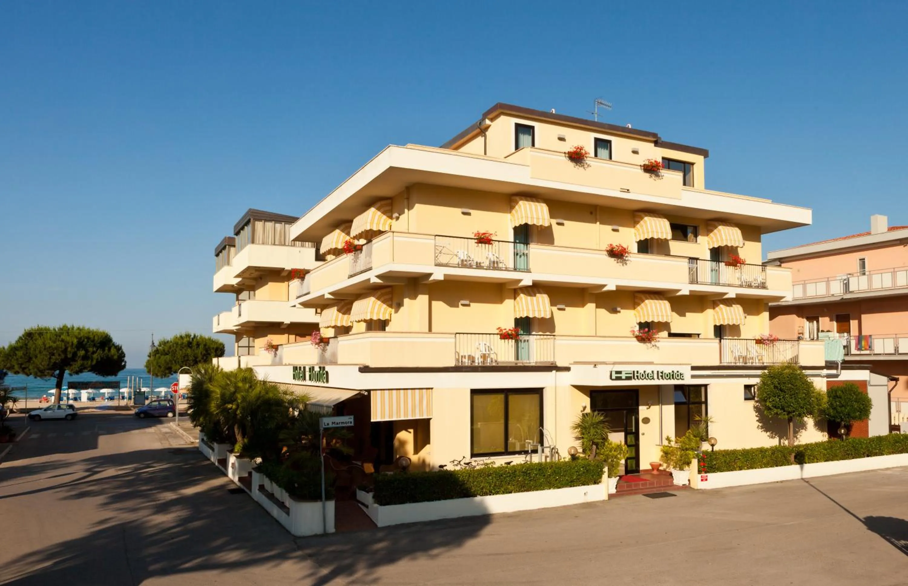 Facade/entrance in Hotel Florida
