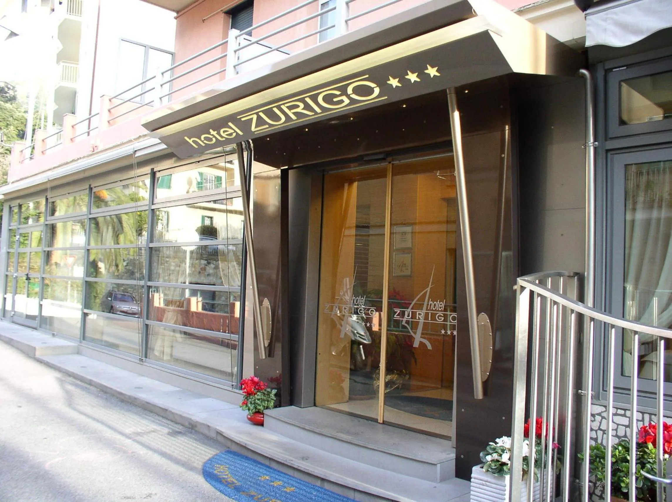 Facade/entrance in Hotel Zurigo