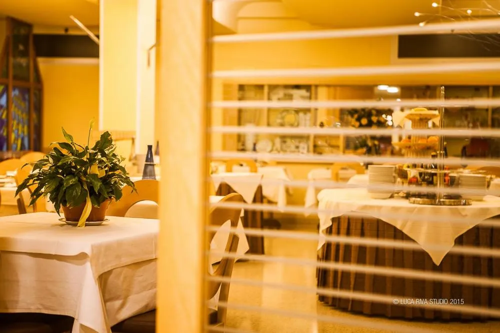 Restaurant/places to eat in Hotel Zurigo