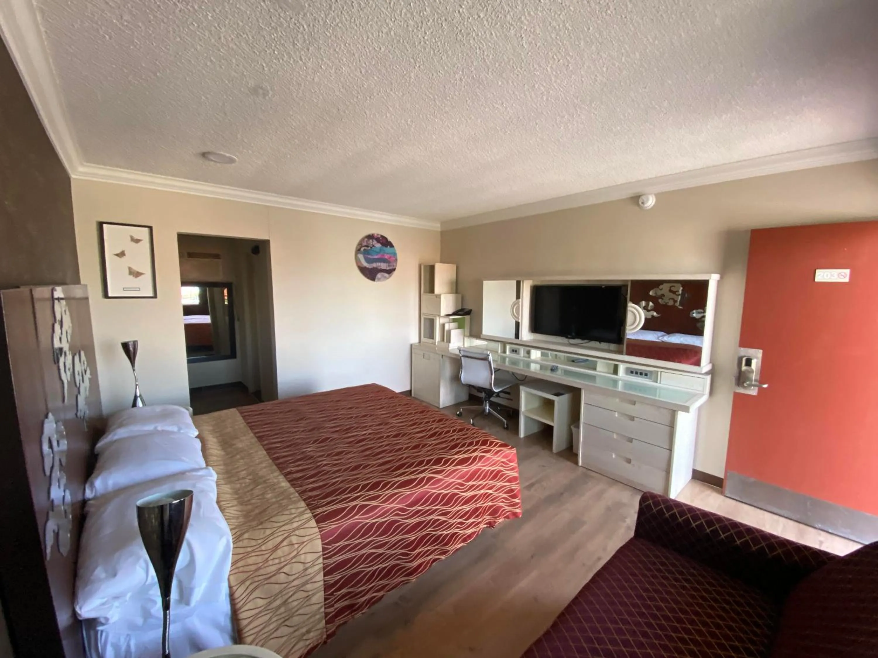 Photo of the whole room, Bed in Villa Park Motel