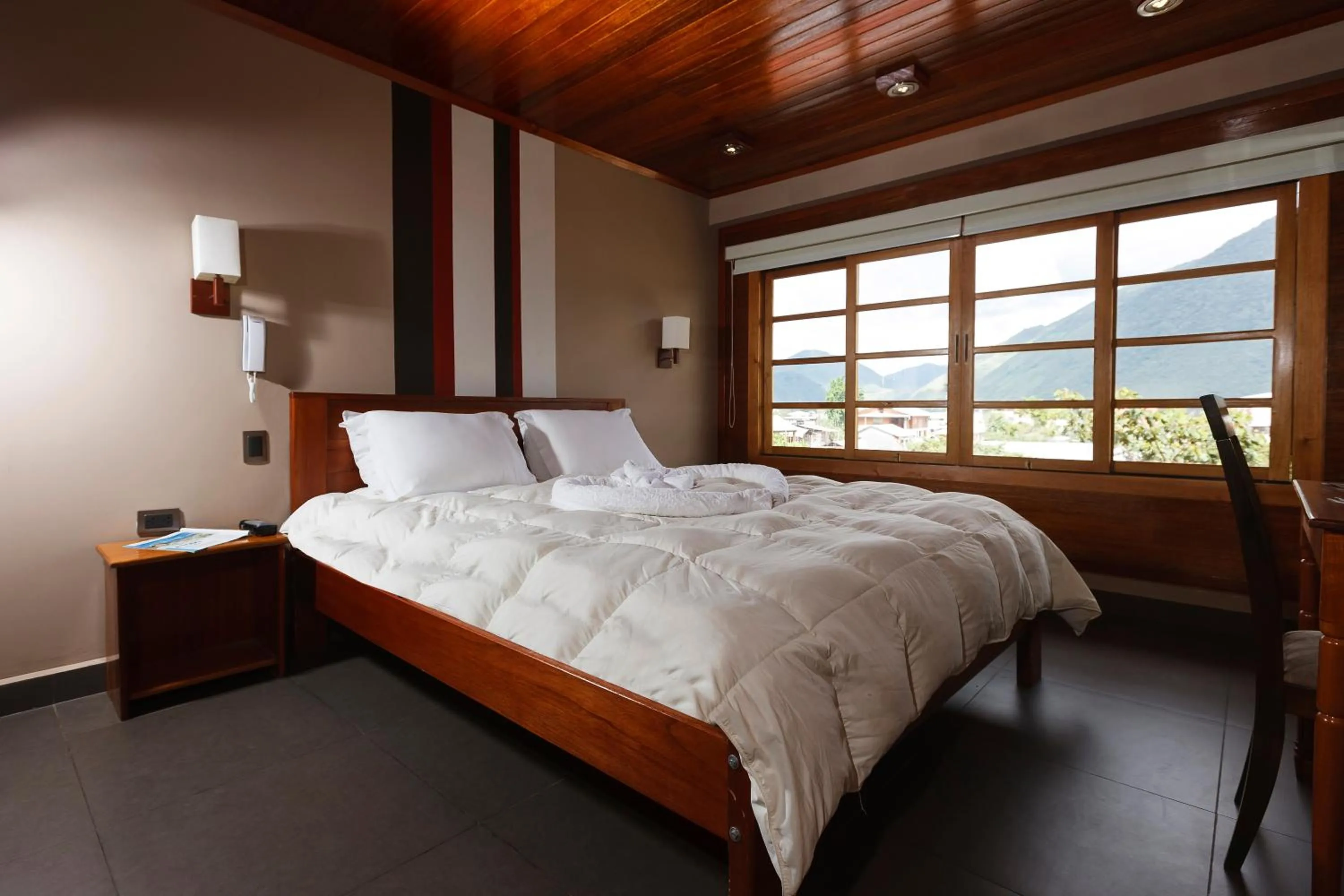 Day, Bed in Hotel Heidinger