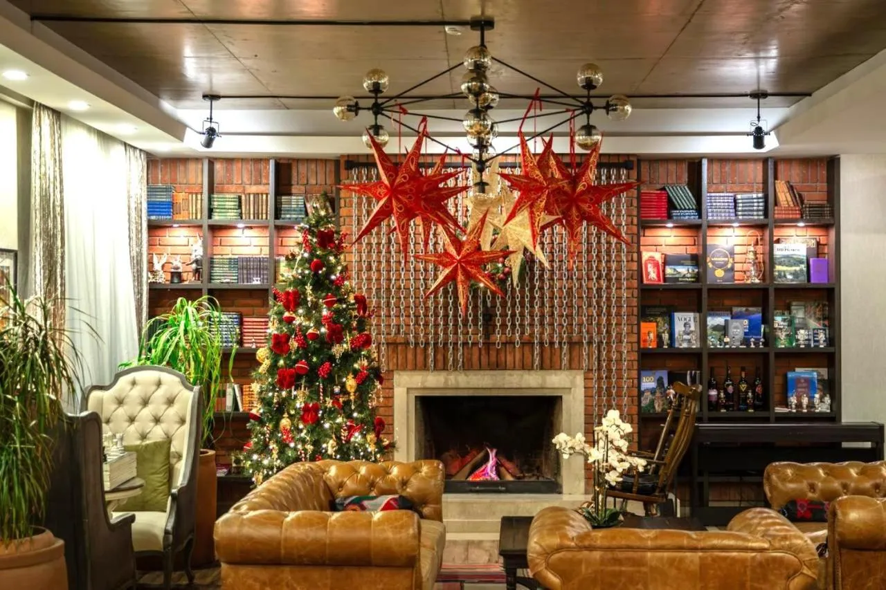 Seating area in Seventeen Rooms