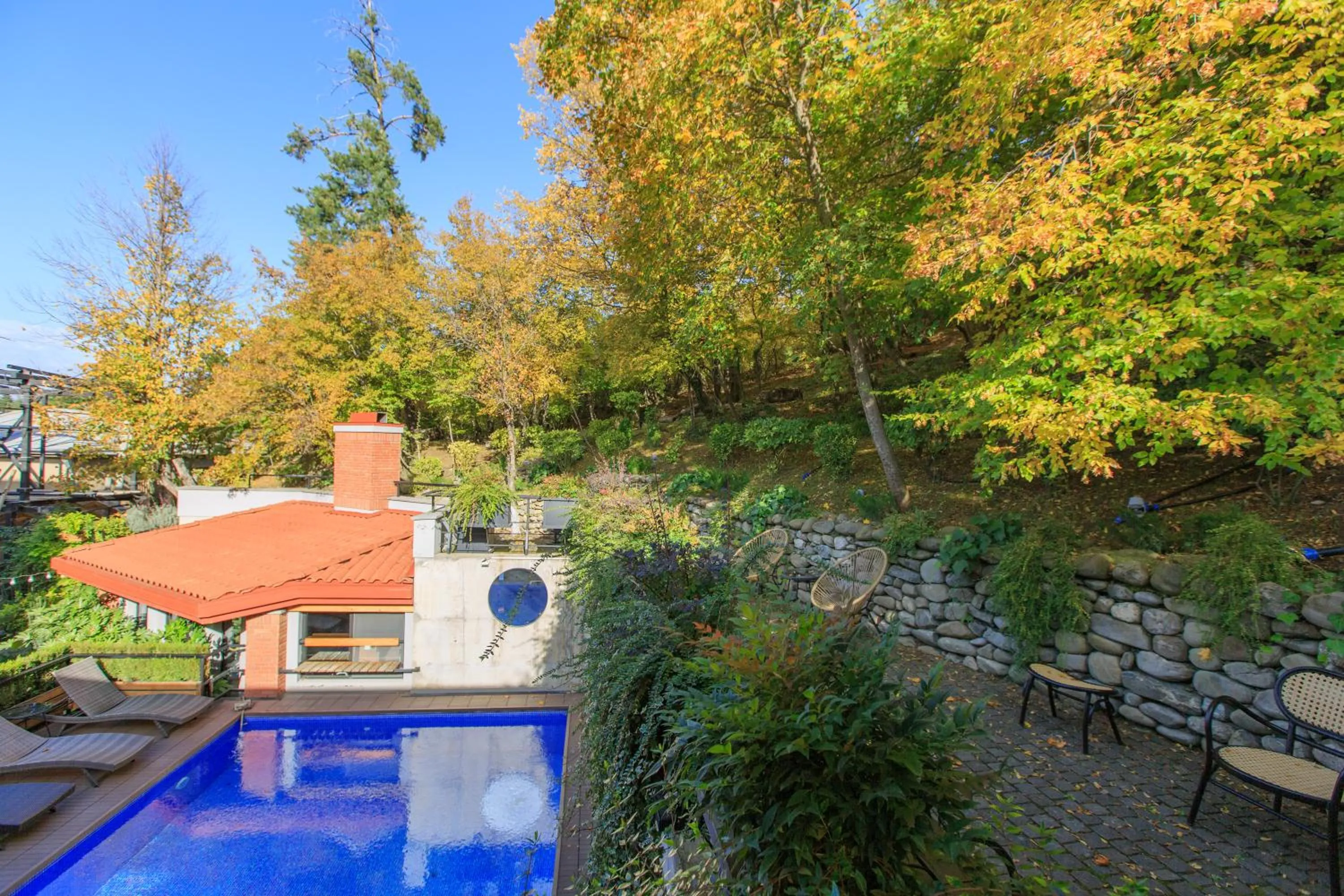 Swimming pool in Seventeen Rooms