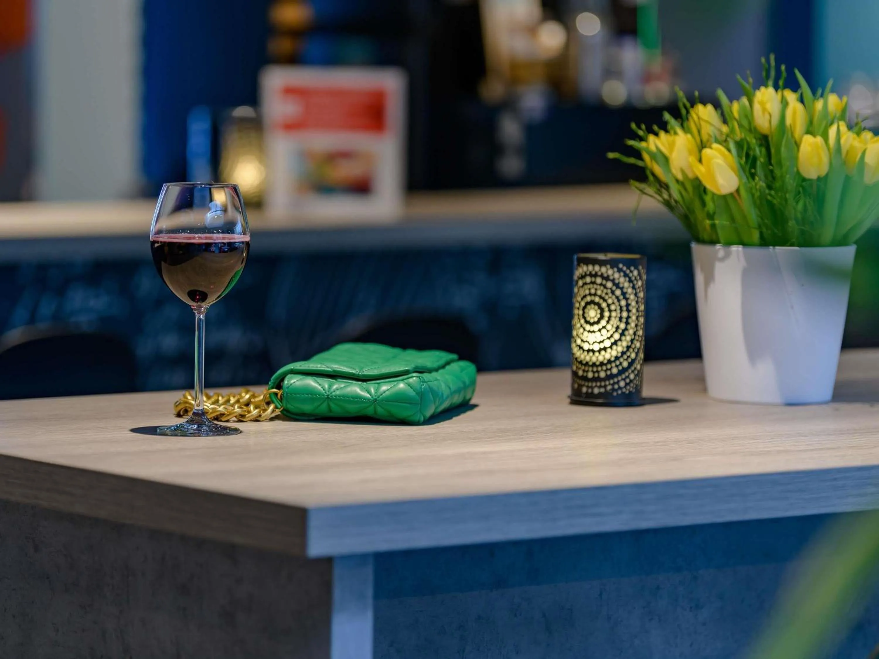 Lounge or bar in ibis Köln Frechen