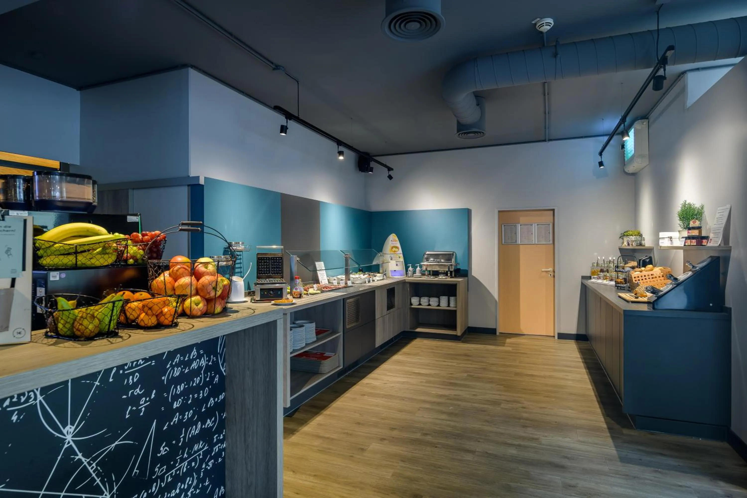 Breakfast in ibis Köln Frechen