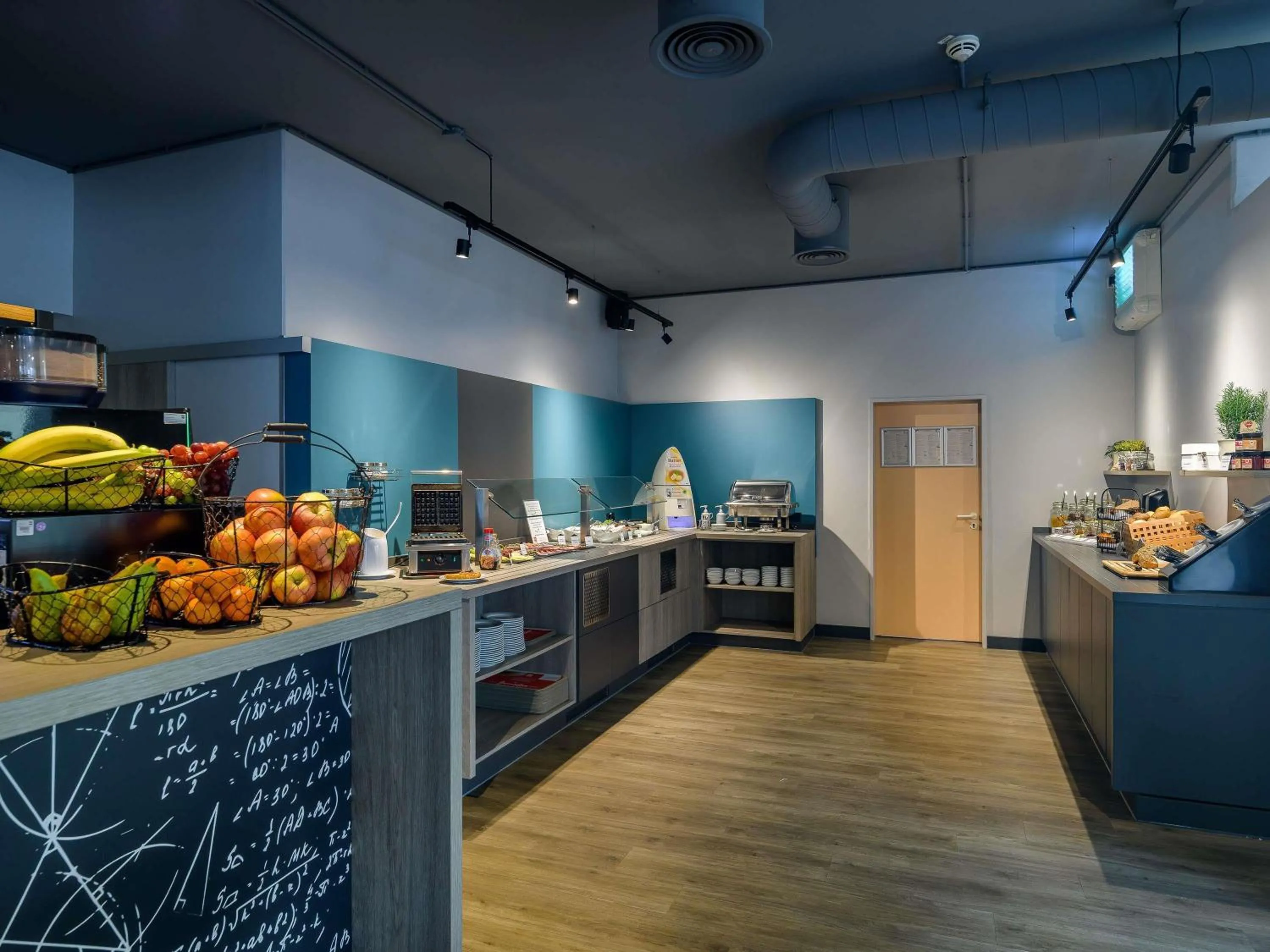 Breakfast in ibis Köln Frechen