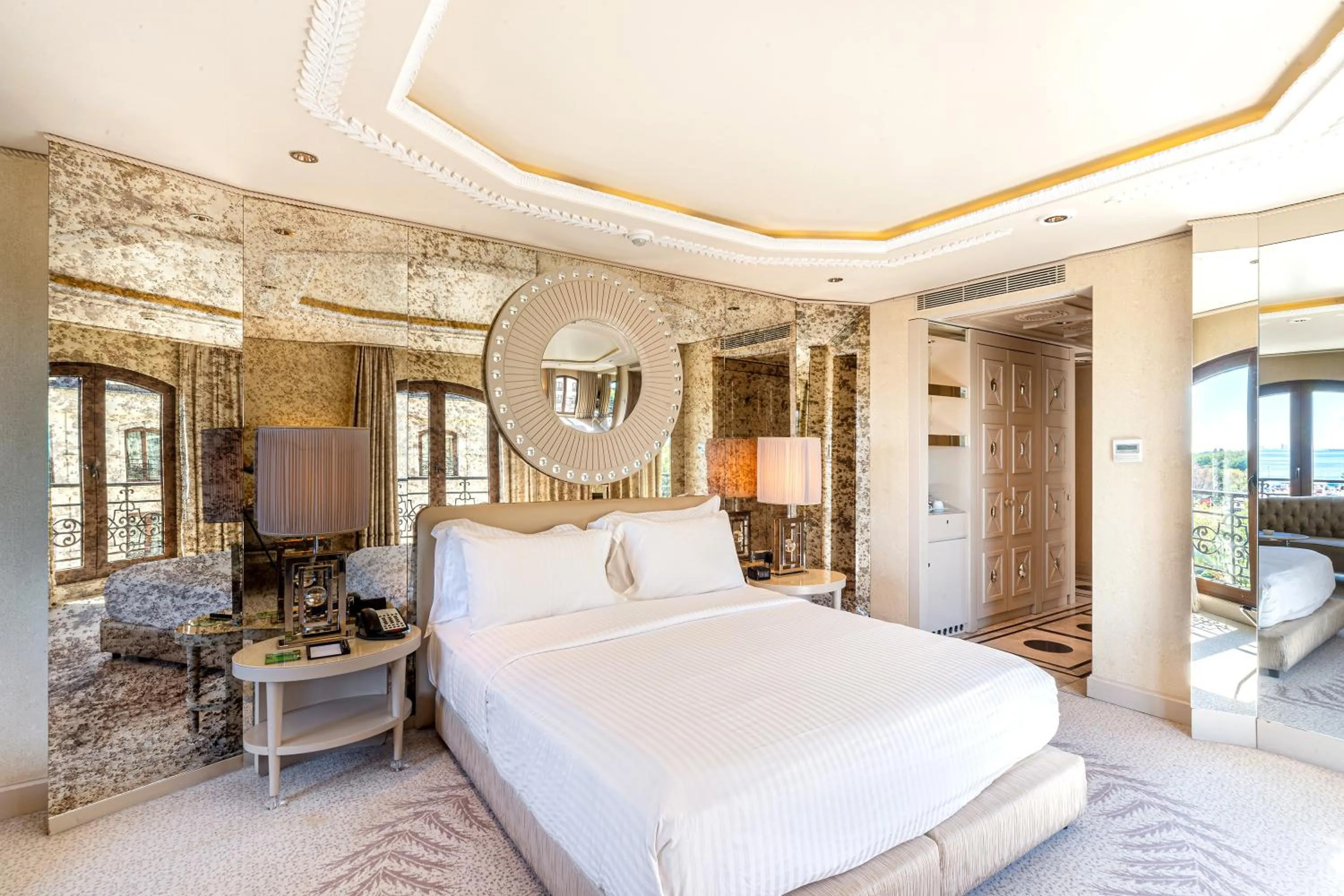 Bed in Wyndham Grand Istanbul Kalamış Marina Hotel