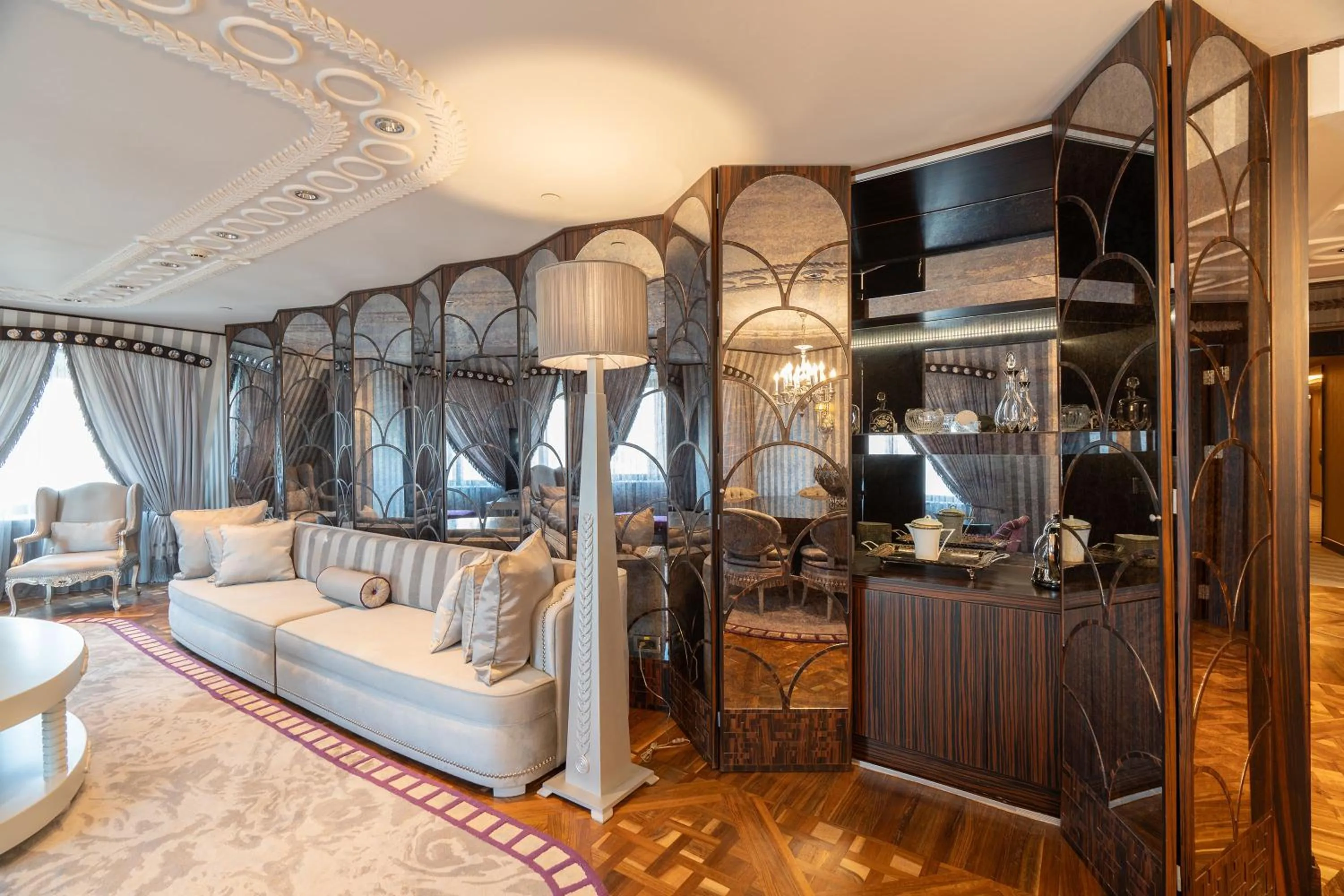 Living room in Wyndham Grand Istanbul Kalamış Marina Hotel