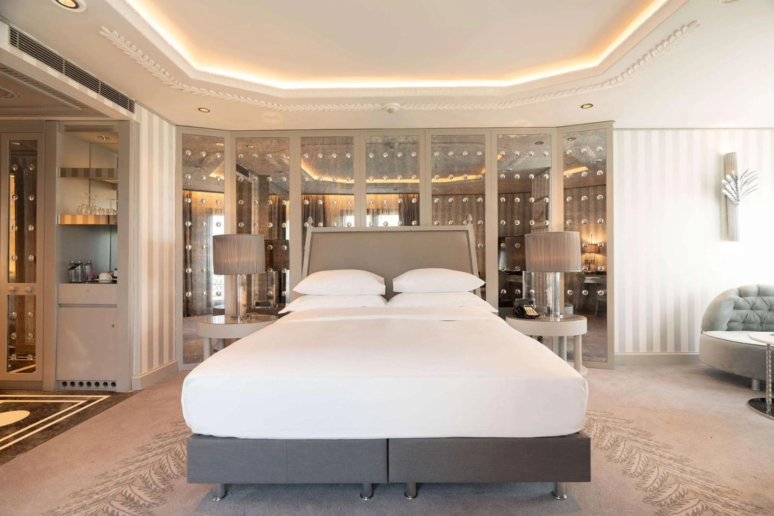 Photo of the whole room, Bed in Wyndham Grand Istanbul Kalamış Marina Hotel