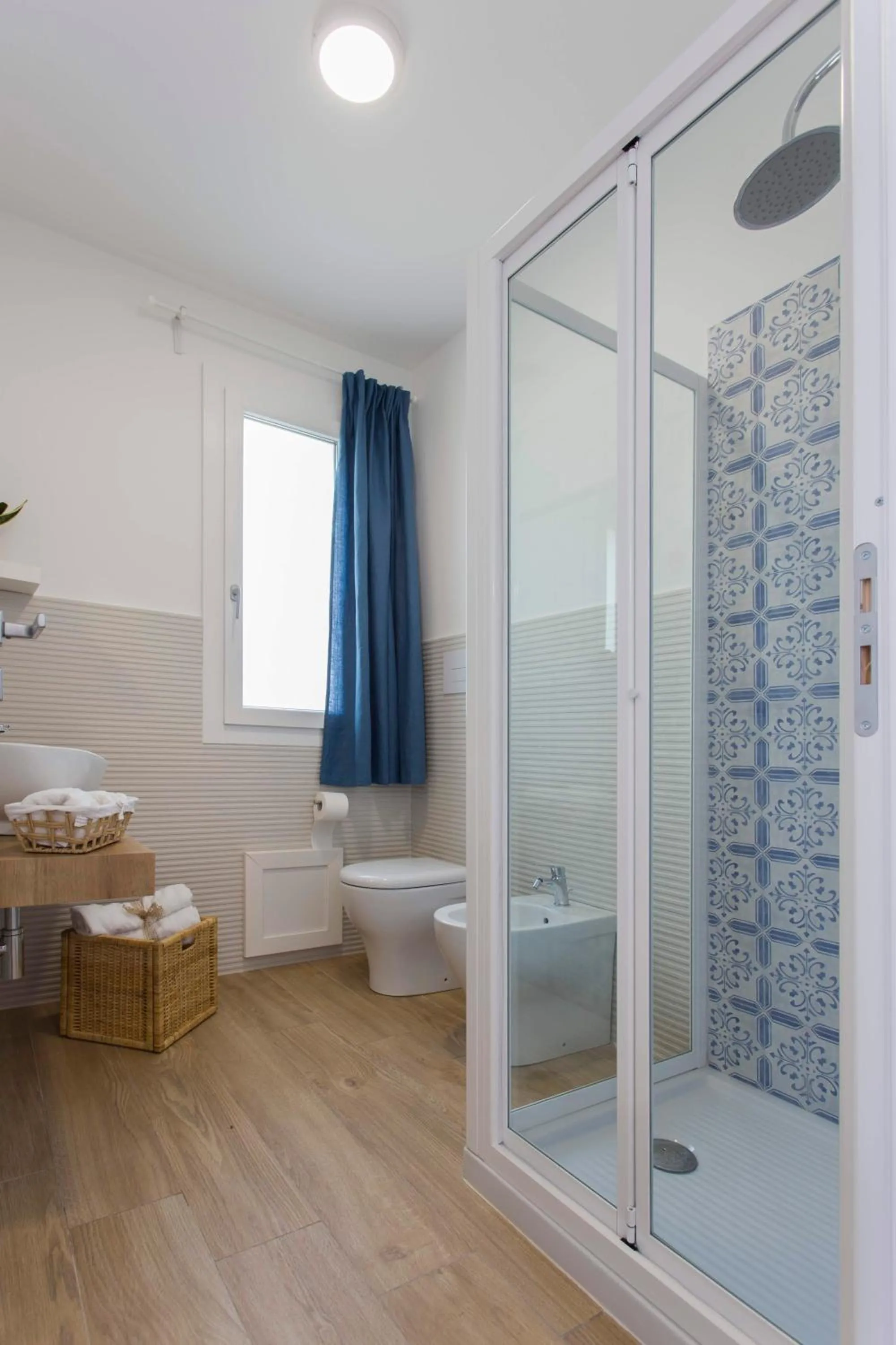 Shower in Zabbàra B&B