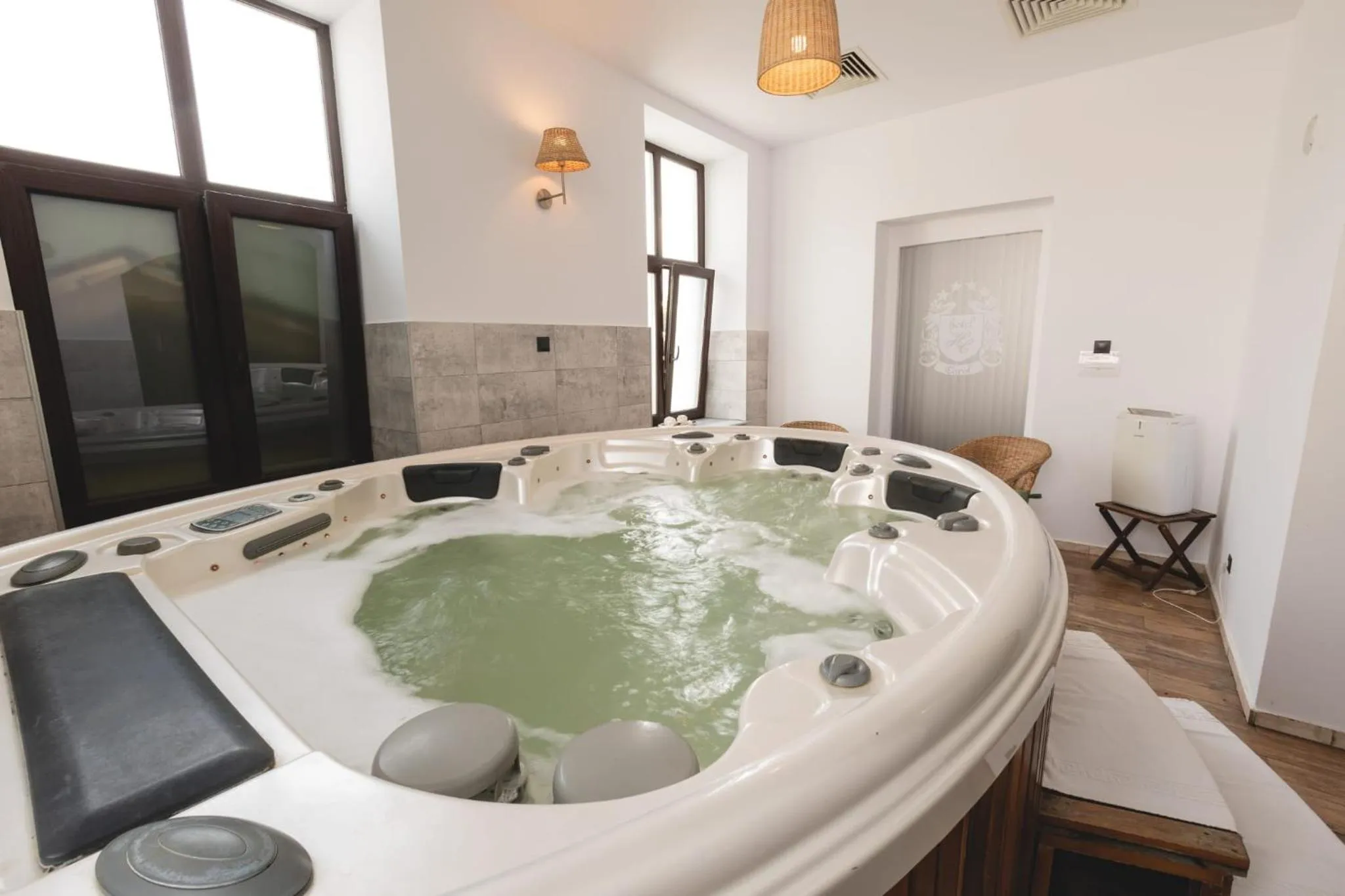 Hot Tub in Hotel Carol - Vatra Dornei