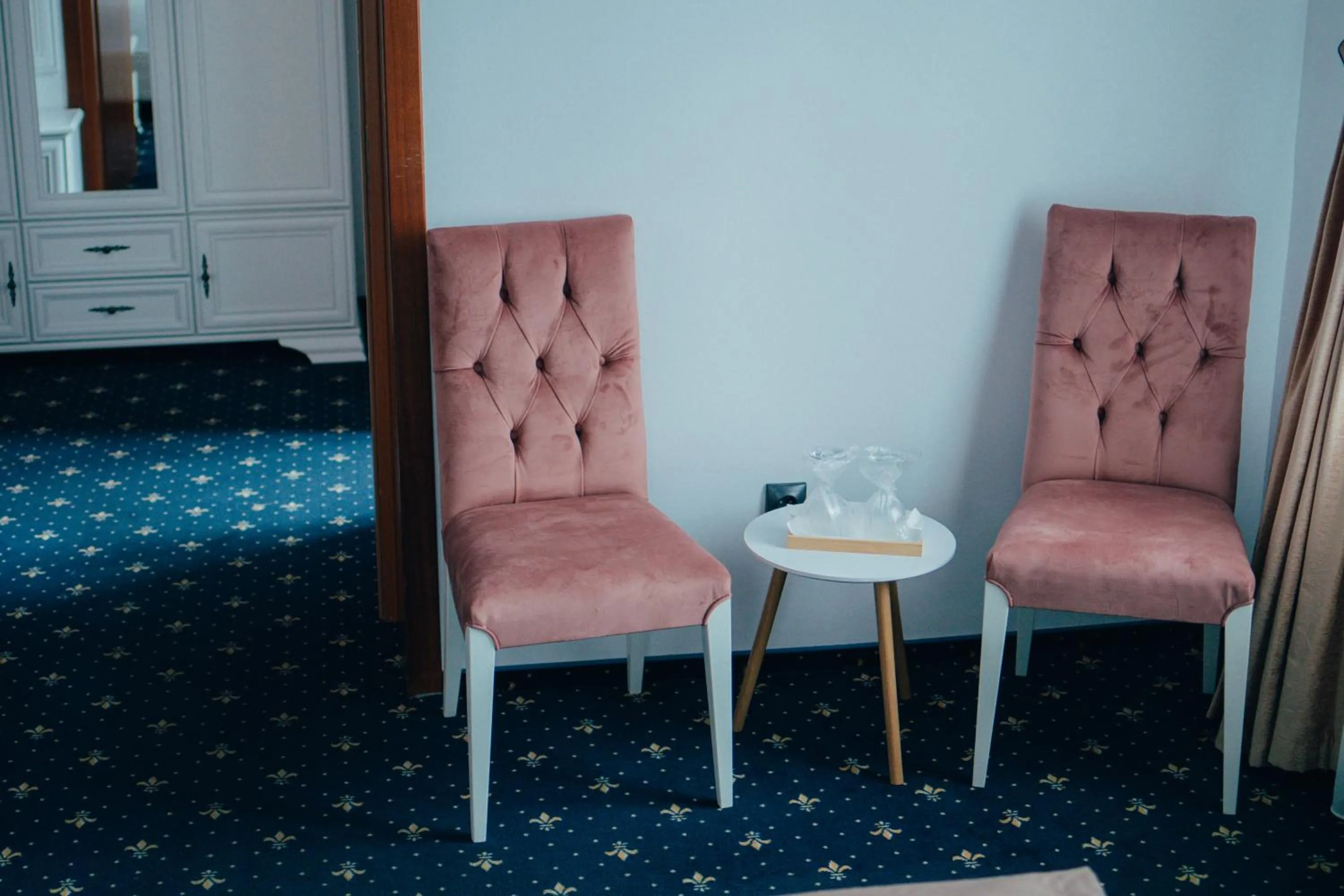 Seating area in Hotel Carol - Vatra Dornei