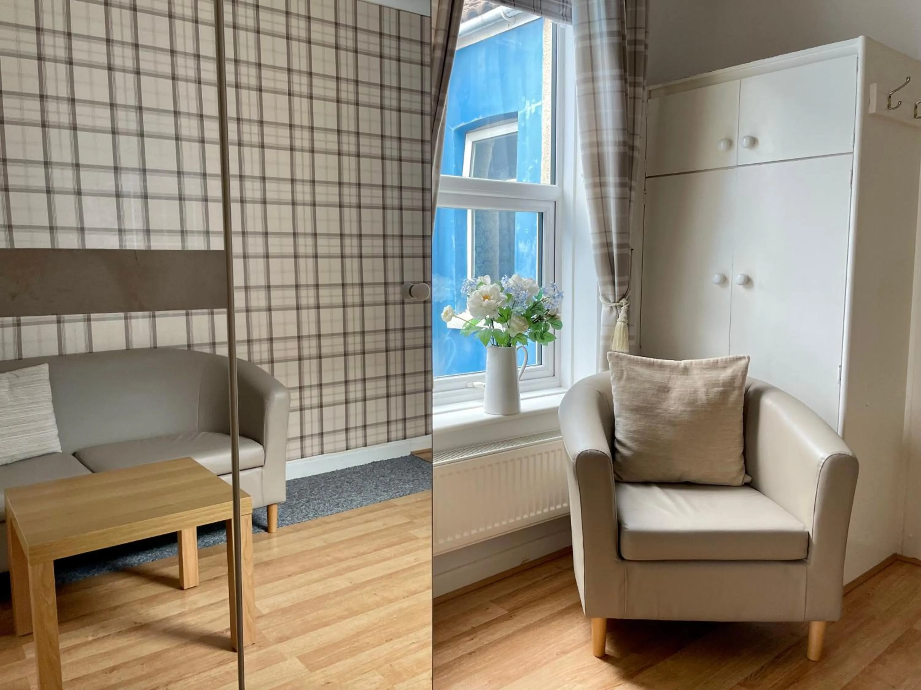 Bedroom in Little Connaught House