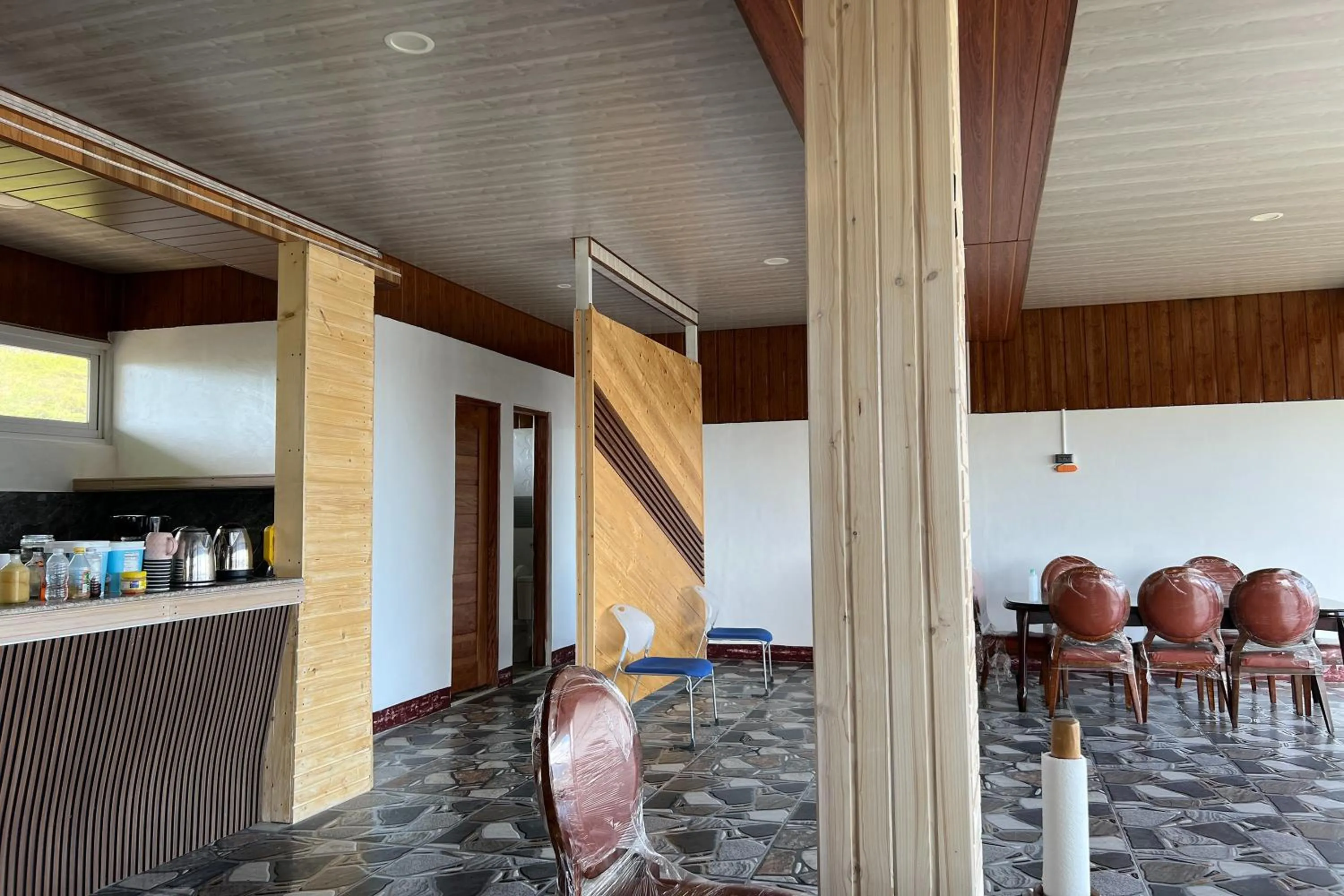 Seating area in Wanay's Rocky Mountain Homestay