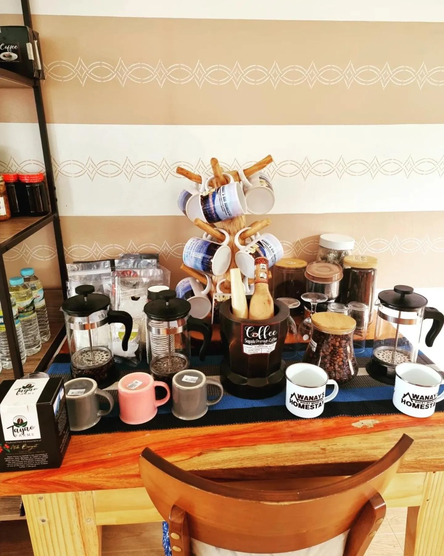 Coffee/tea facilities in Wanay's Rocky Mountain Homestay