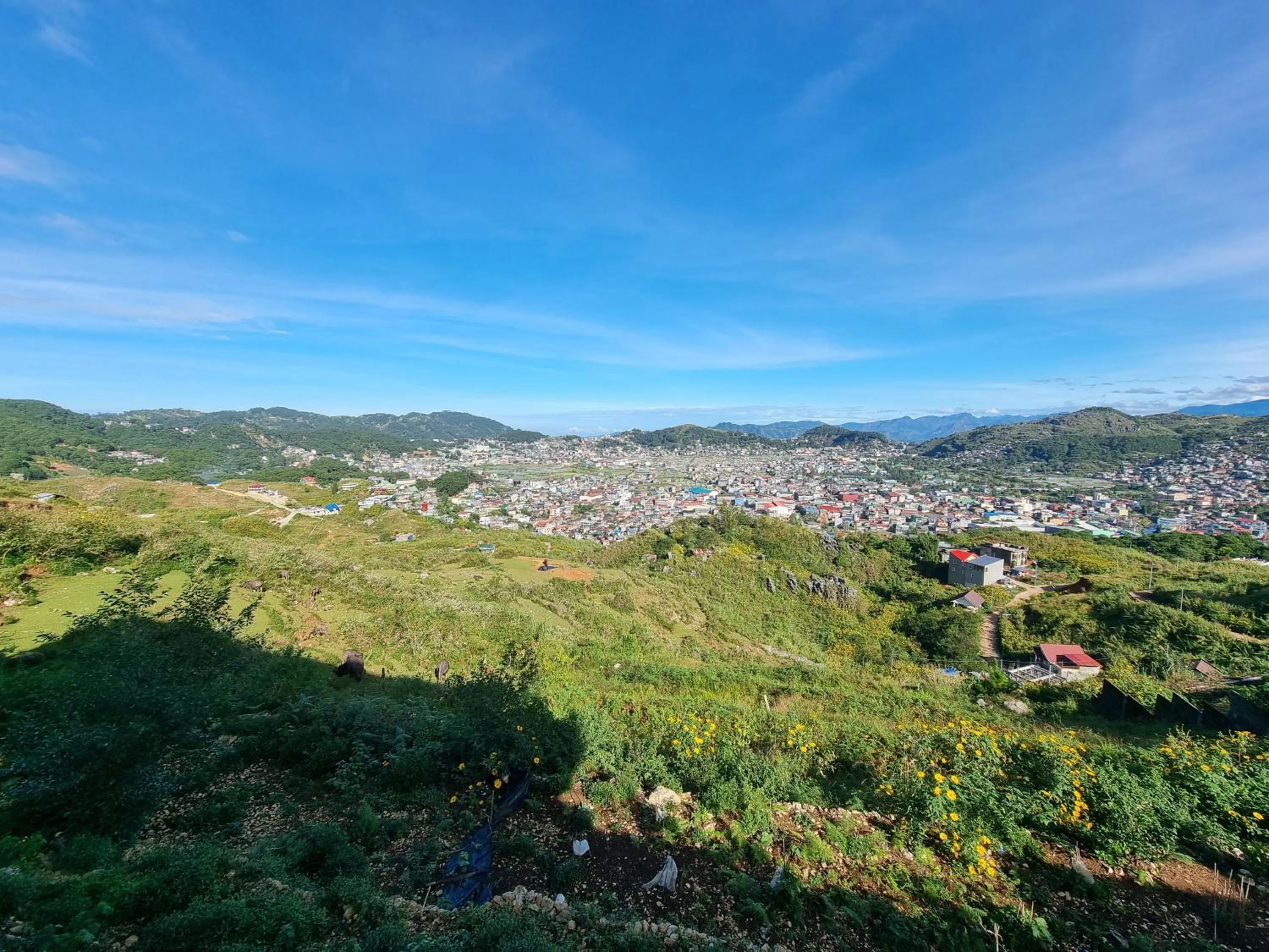 Natural landscape in Wanay's Rocky Mountain Homestay
