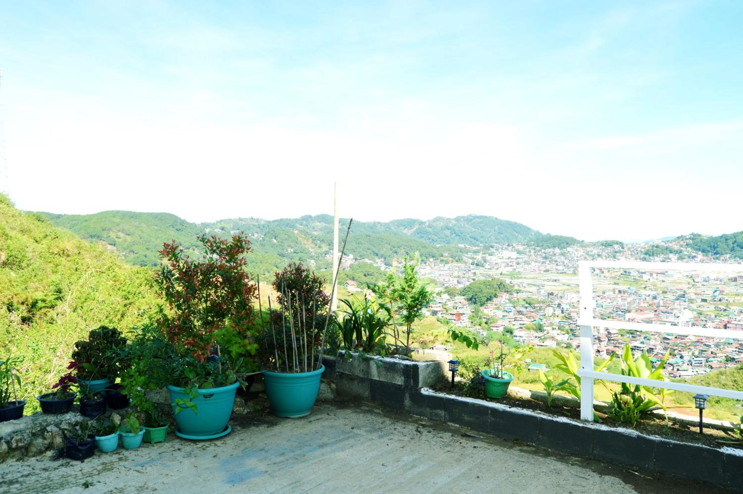 Property building in Wanay's Rocky Mountain Homestay