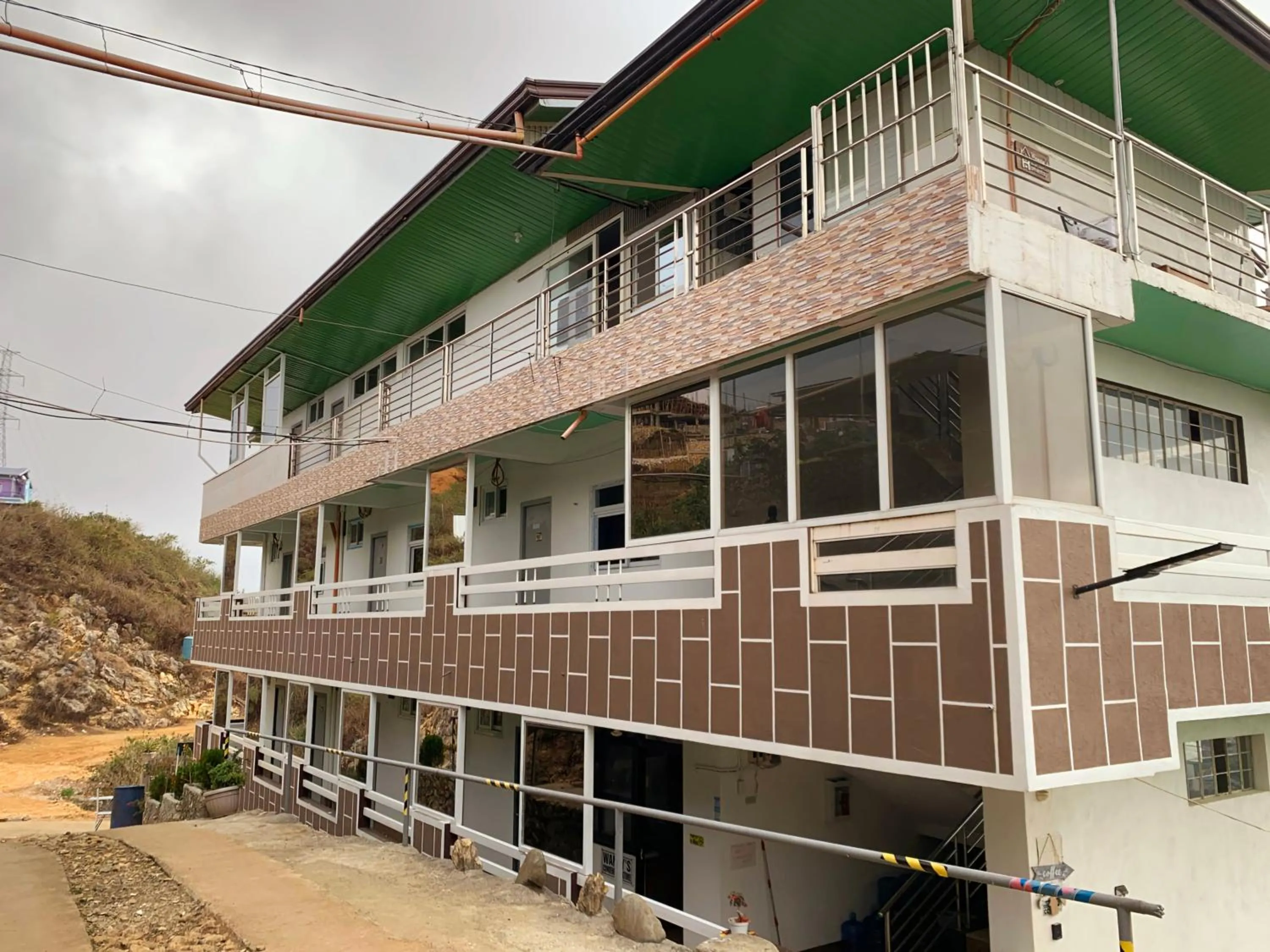 Wanay's Rocky Mountain Homestay