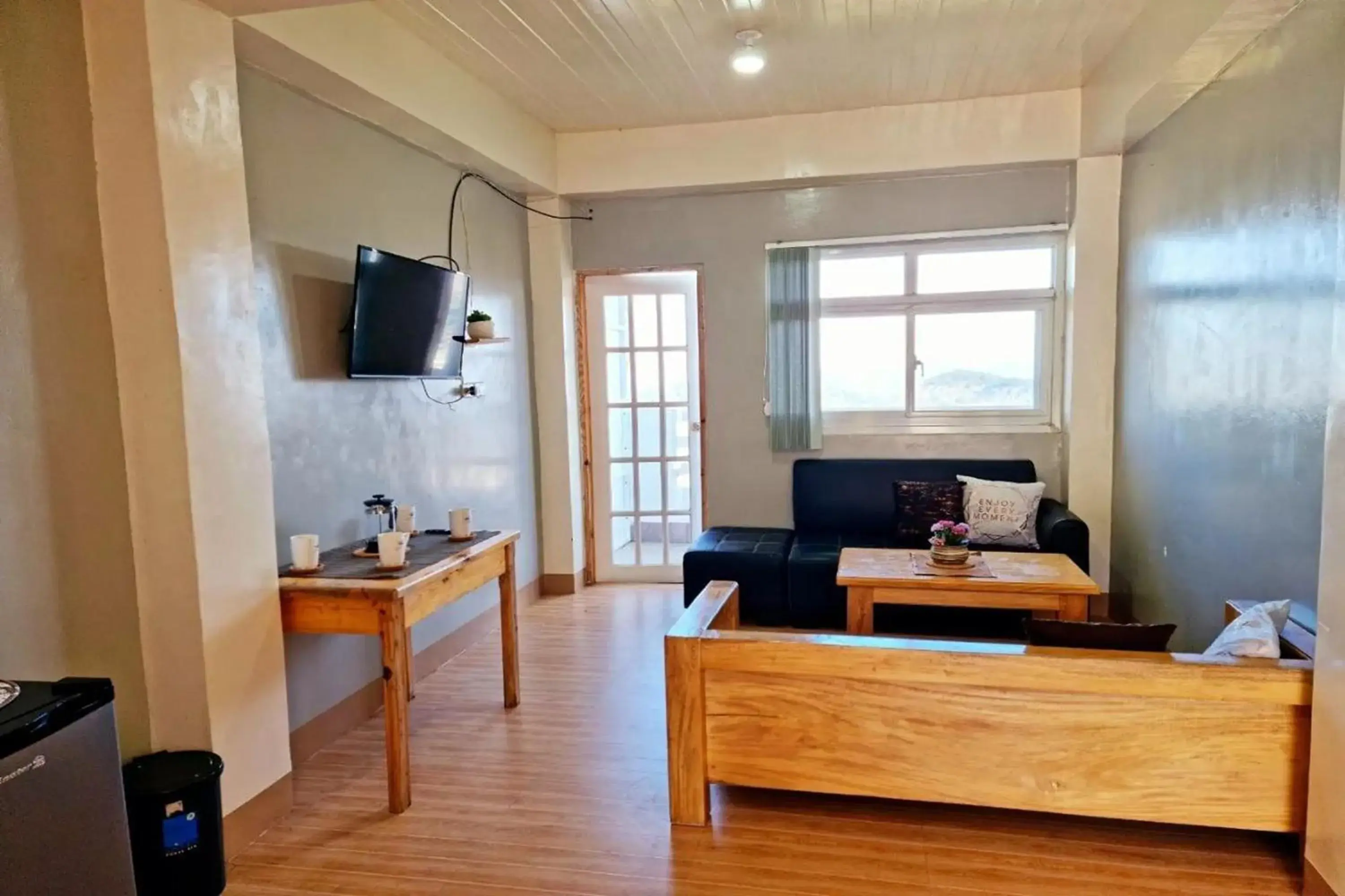 Two-Bedroom Apartment in Wanay's Rocky Mountain Homestay Two-Bedroom Apartment in Wanay's Rocky Mountain Homestay