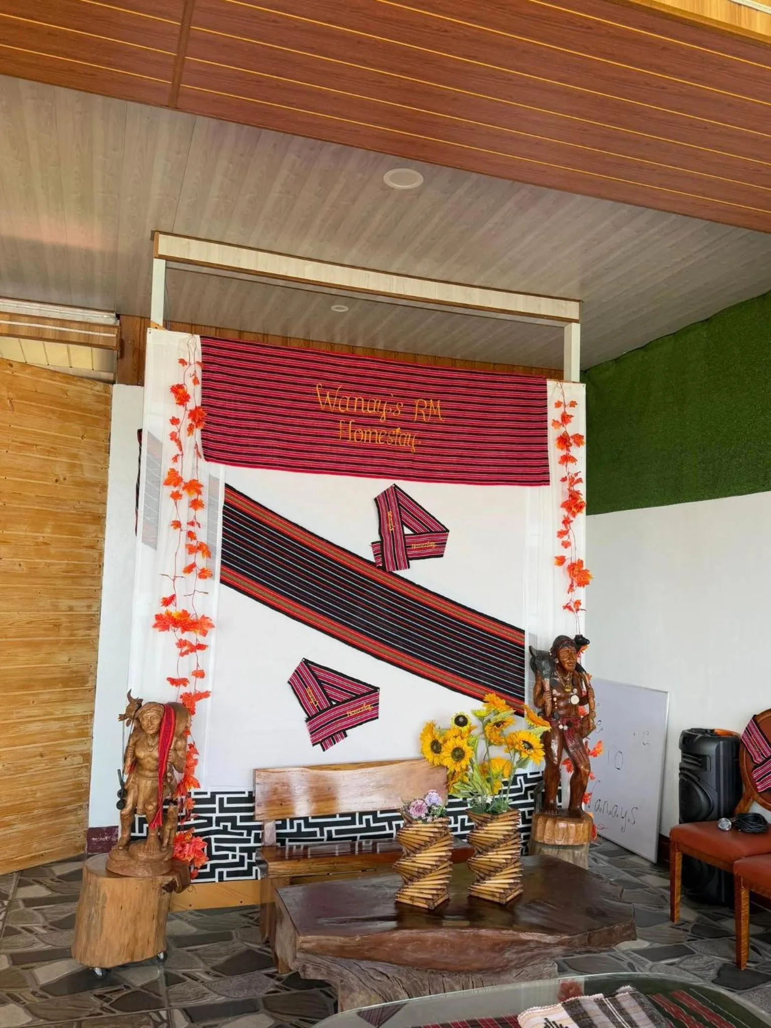 Wanay's Rocky Mountain Homestay