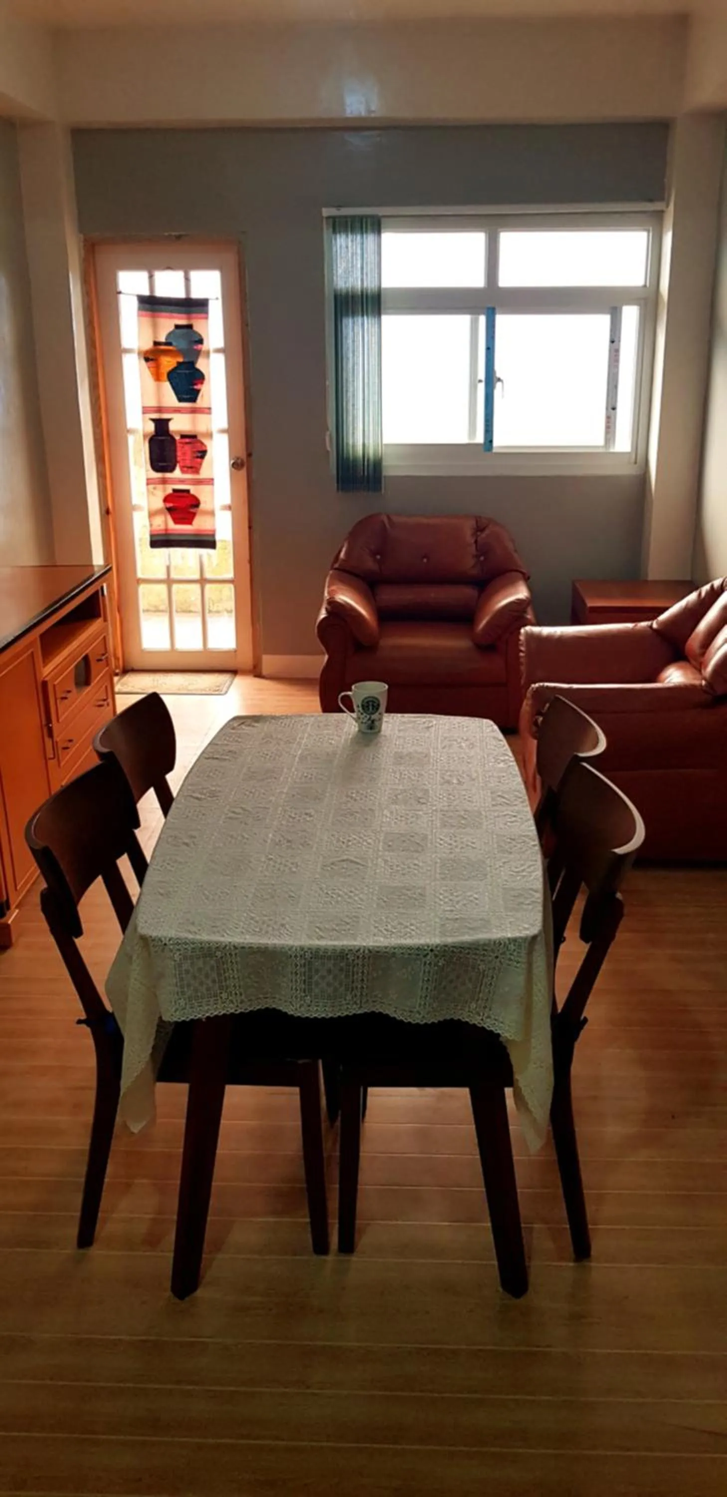 Living room in Wanay's Rocky Mountain Homestay