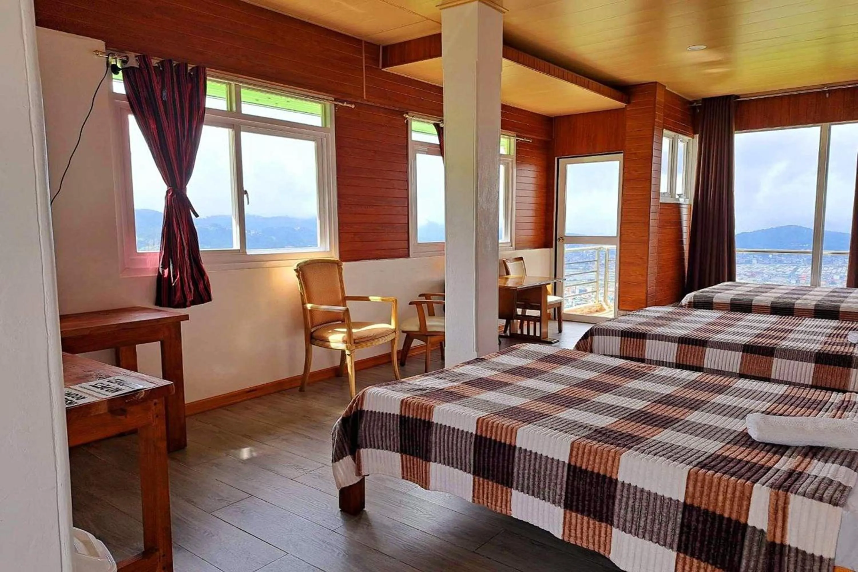 Bed in Wanay's Rocky Mountain Homestay