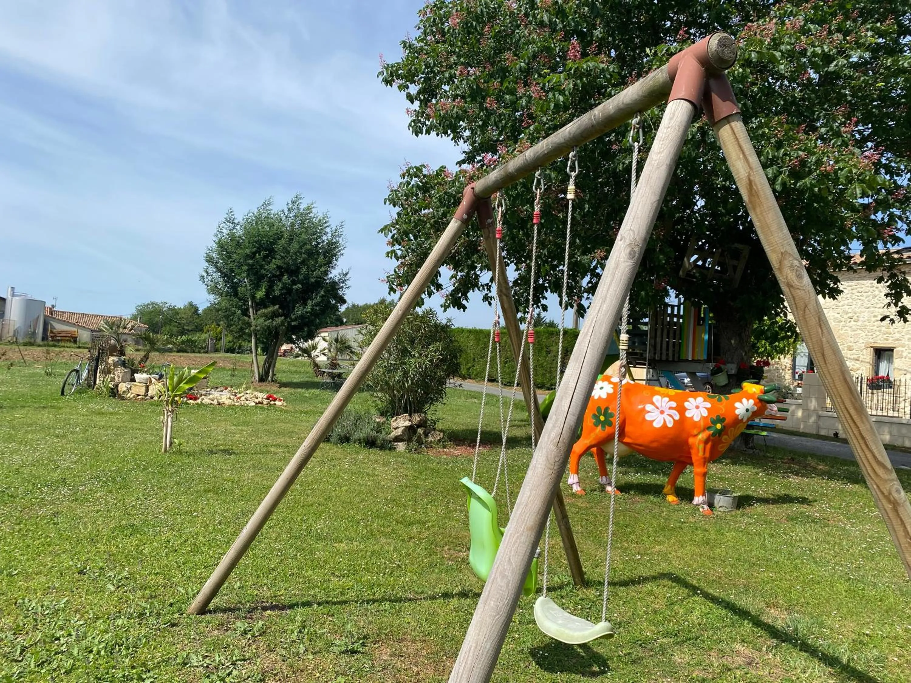 Children play ground in Le Relais de la Chouette