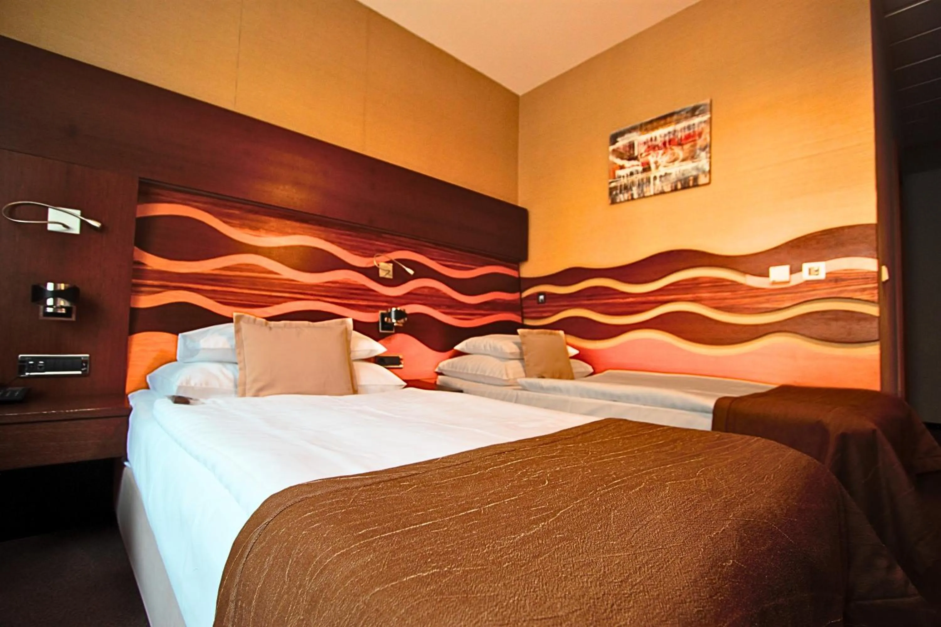 Bedroom, Bed in Danubia Gate Hotel