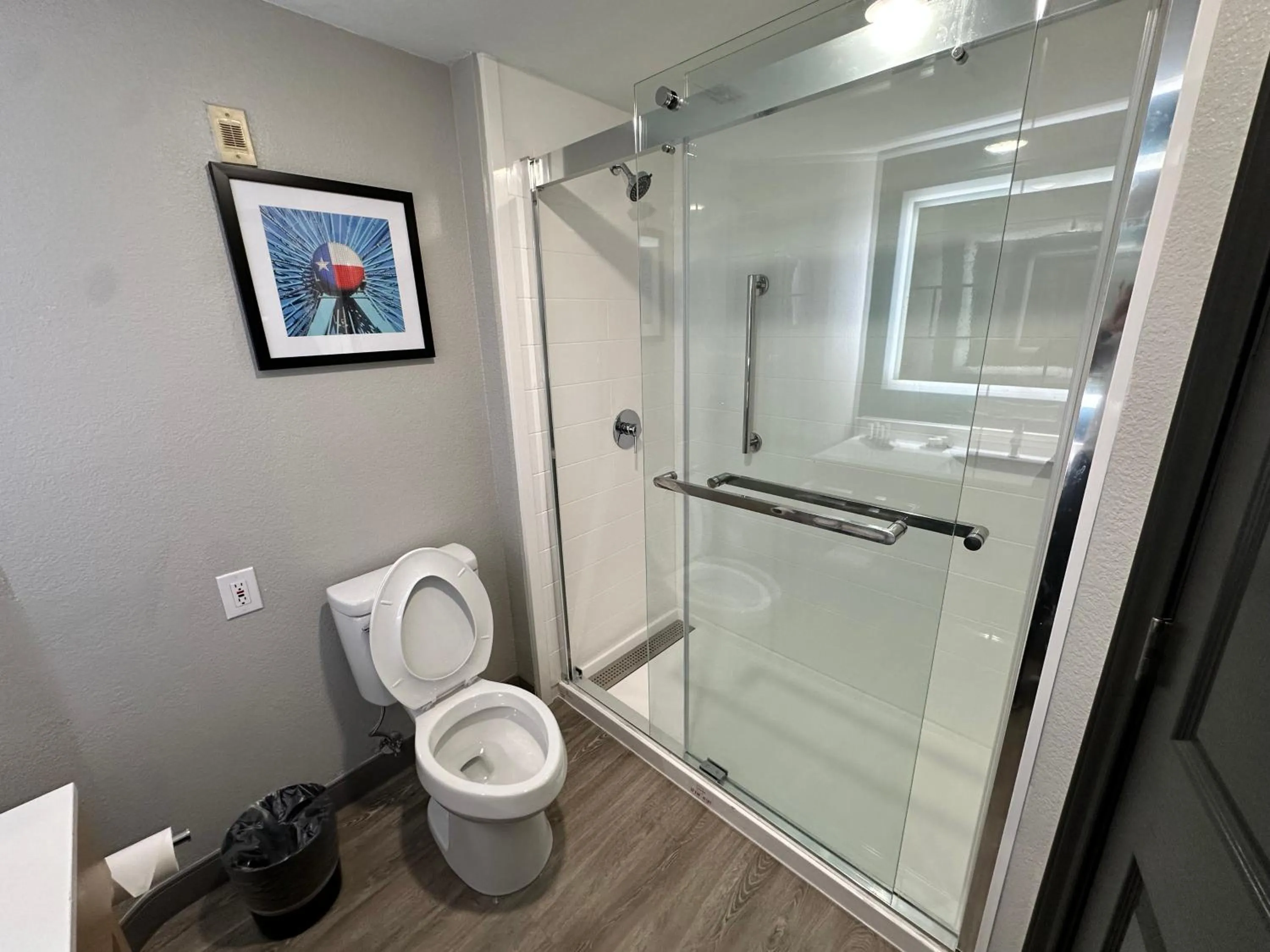 Shower in La Quinta by Wyndham Dallas Arlington South