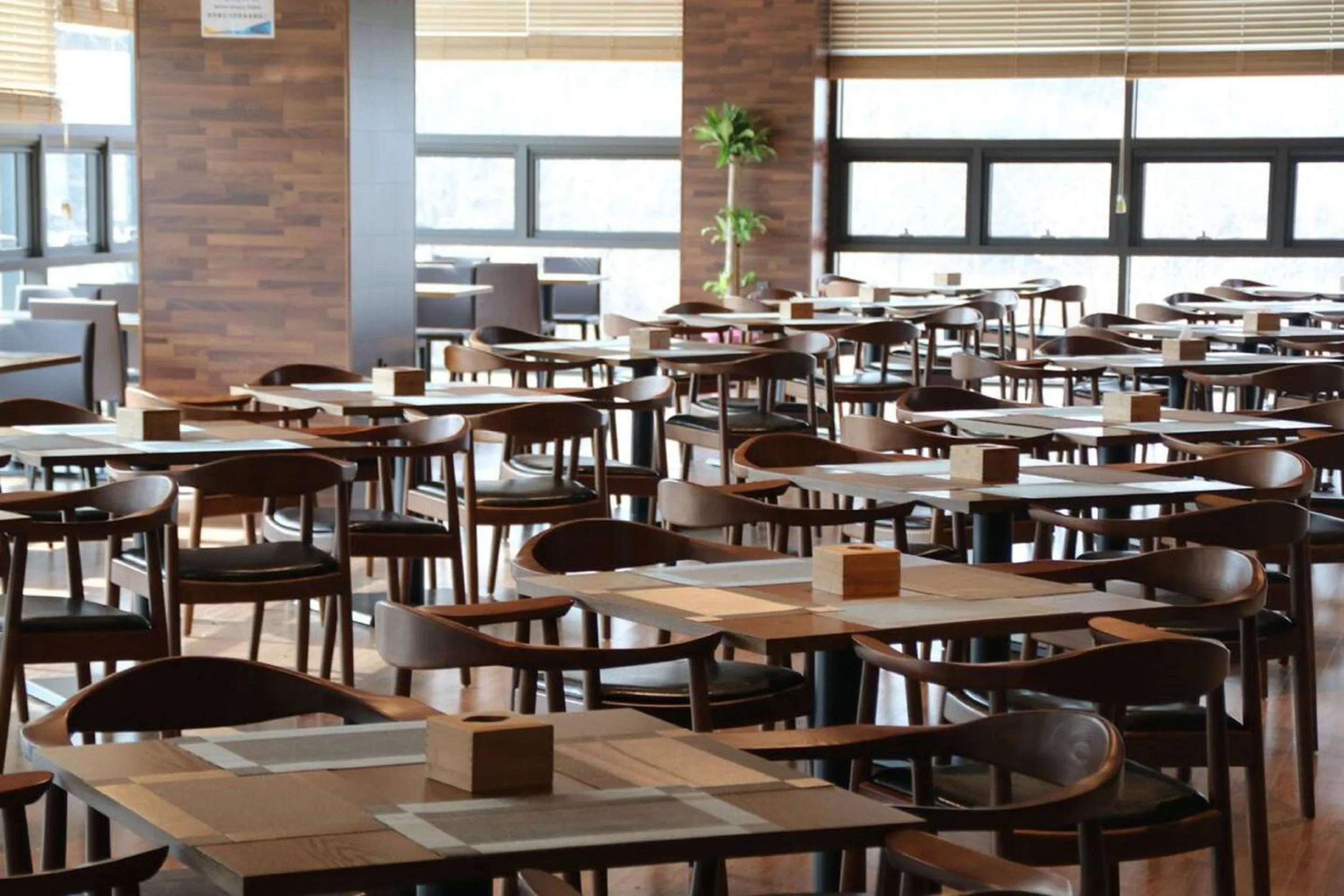 Restaurant/places to eat in Airsky Hotel Incheon