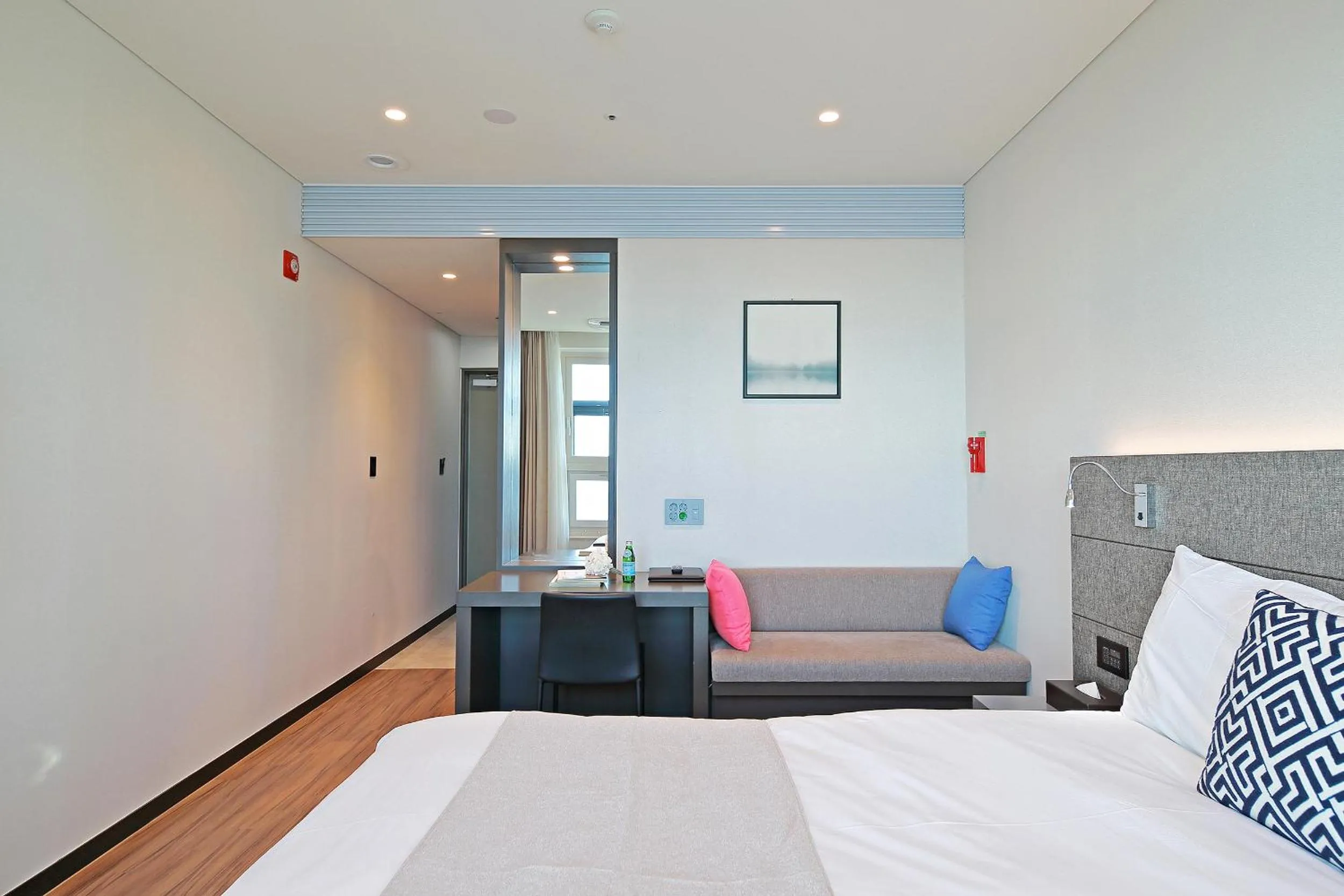 Bed in Airsky Hotel Incheon