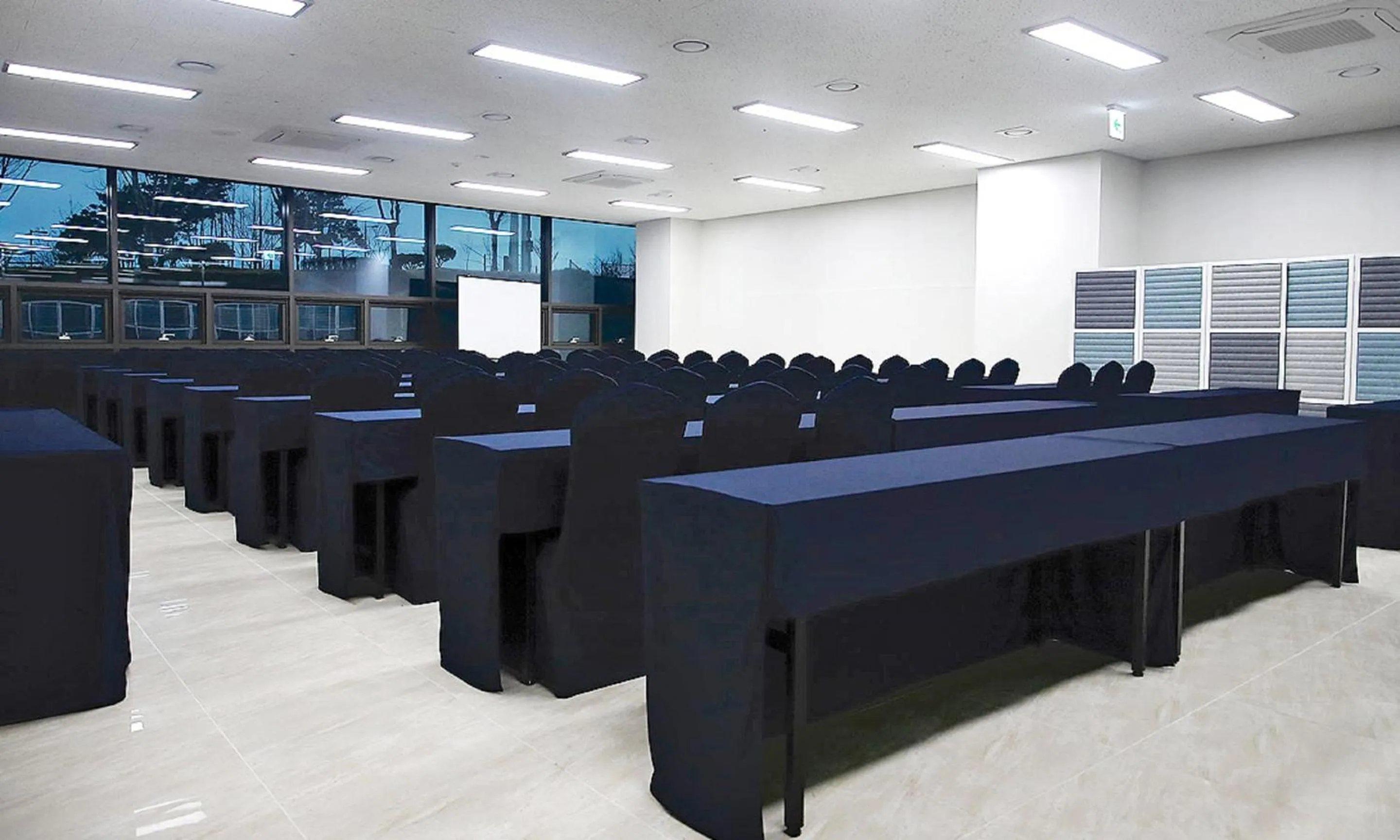 Business facilities in Airsky Hotel Incheon