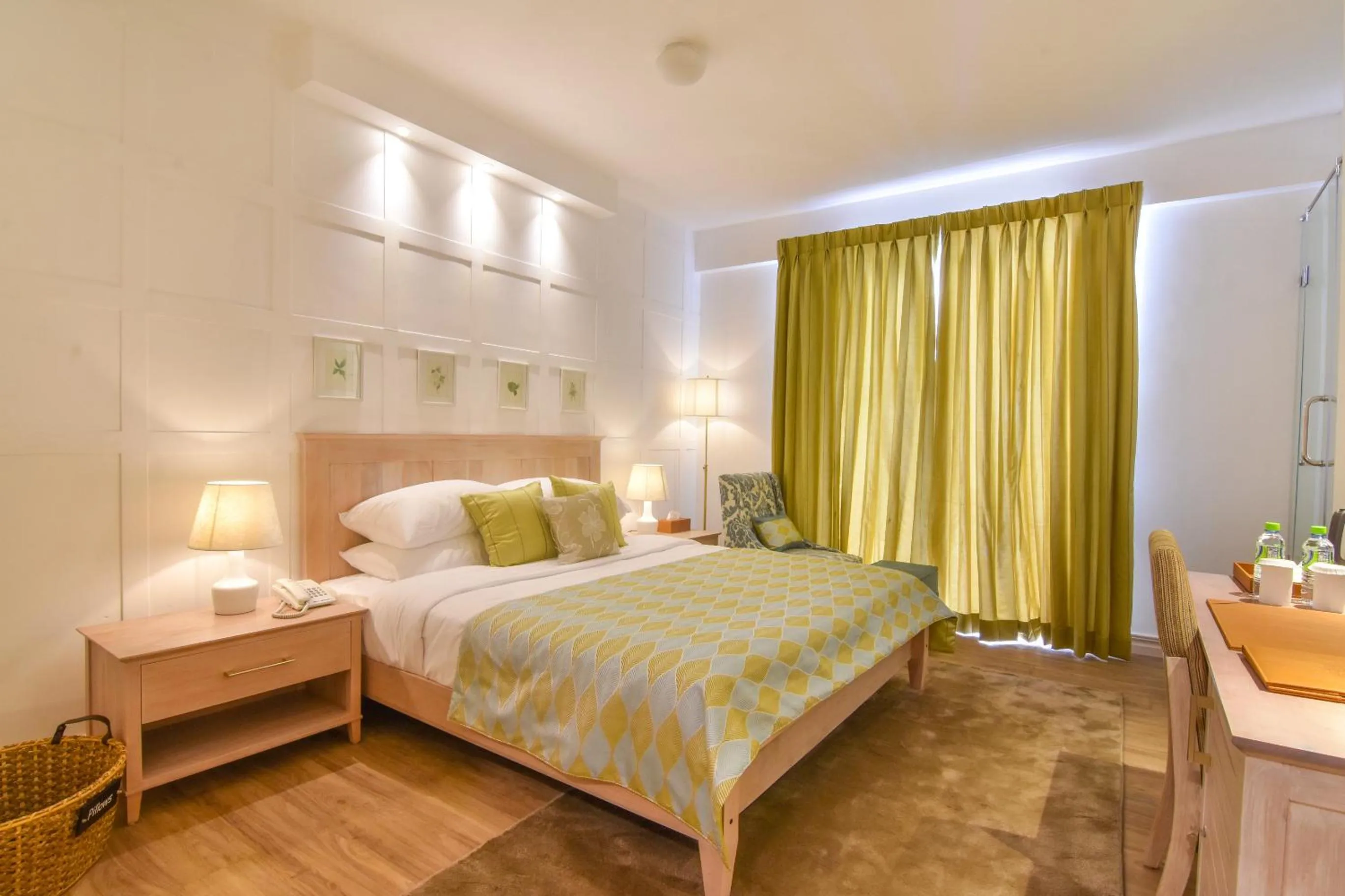 Bed in The Lynden Grove