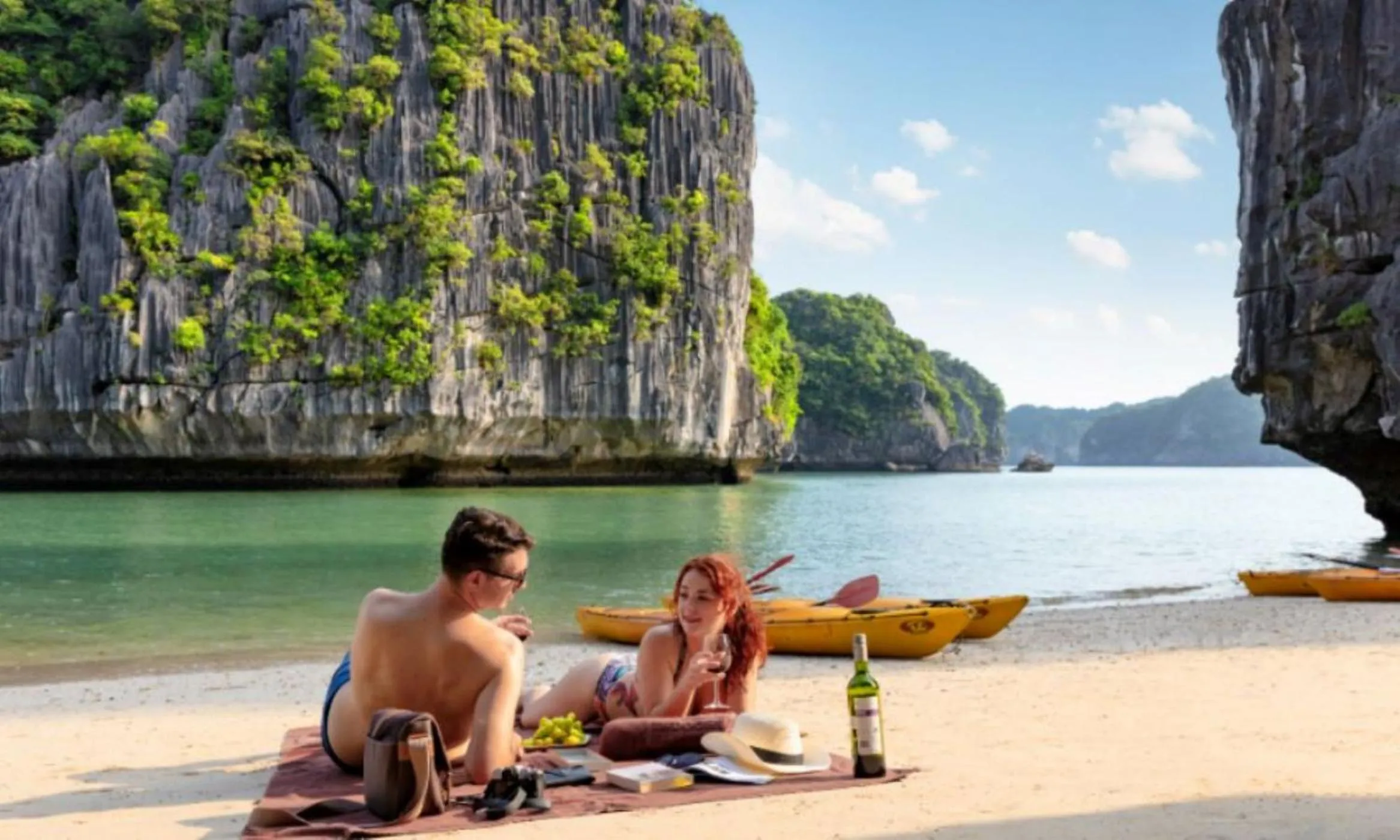 Beach in Indochine Cruise Lan Ha Bay
