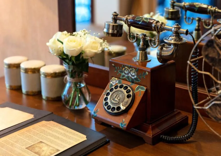 Decorative detail in Indochine Cruise Lan Ha Bay