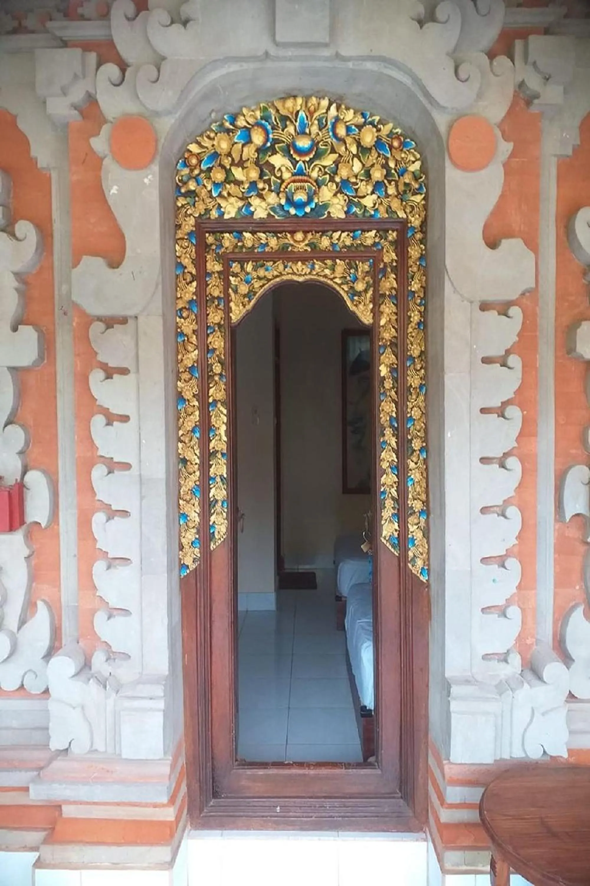 Facade/entrance in Nushe Hostel & Room