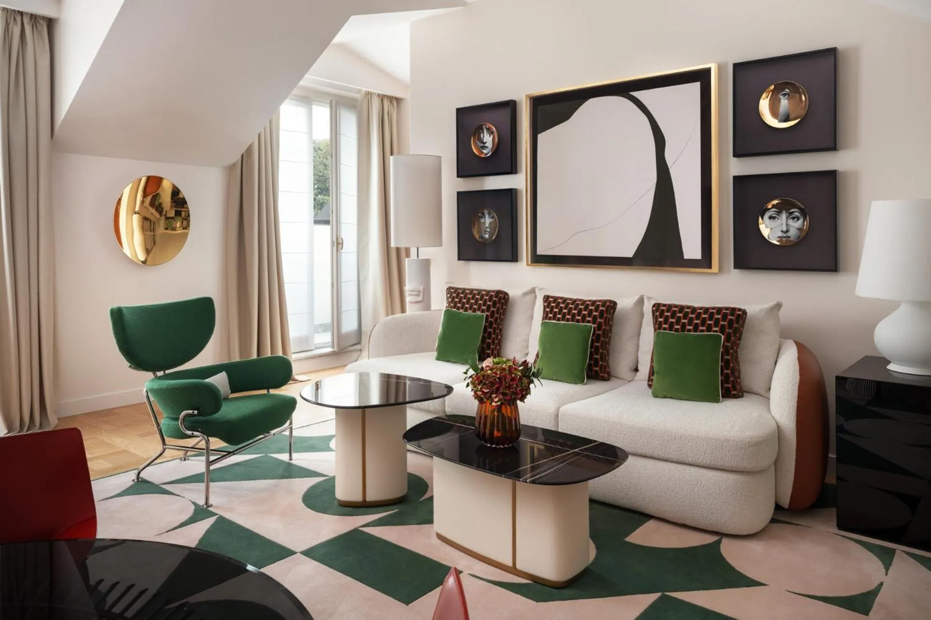 Living room in Four Seasons Hotel Milano