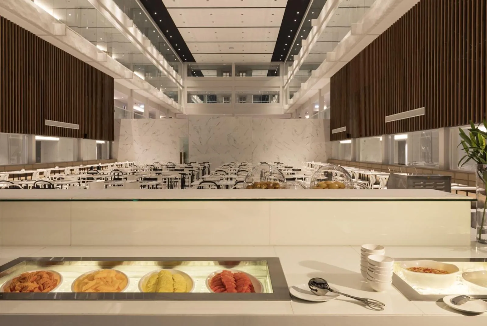 Breakfast in S Ram Leisure Hotel