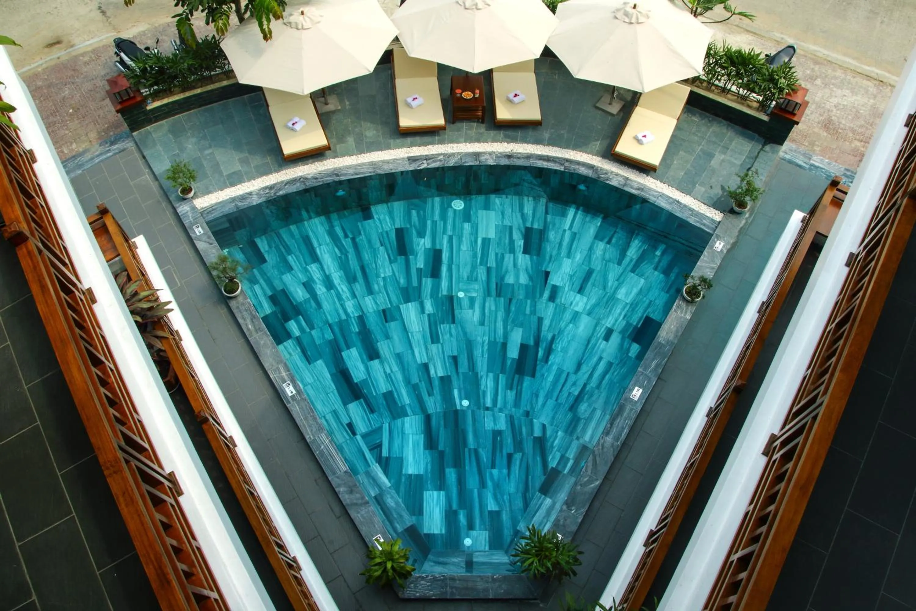 Patio in Threeway Riverside Villa