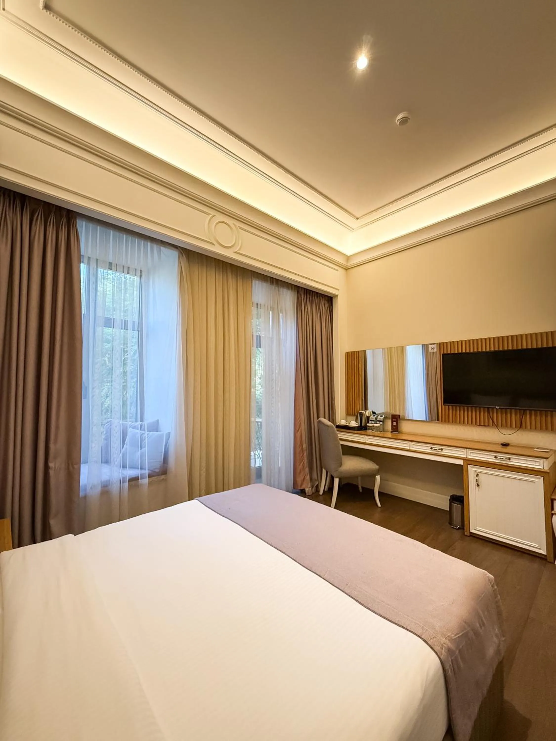 Bed in Theatrum Hotel Baku