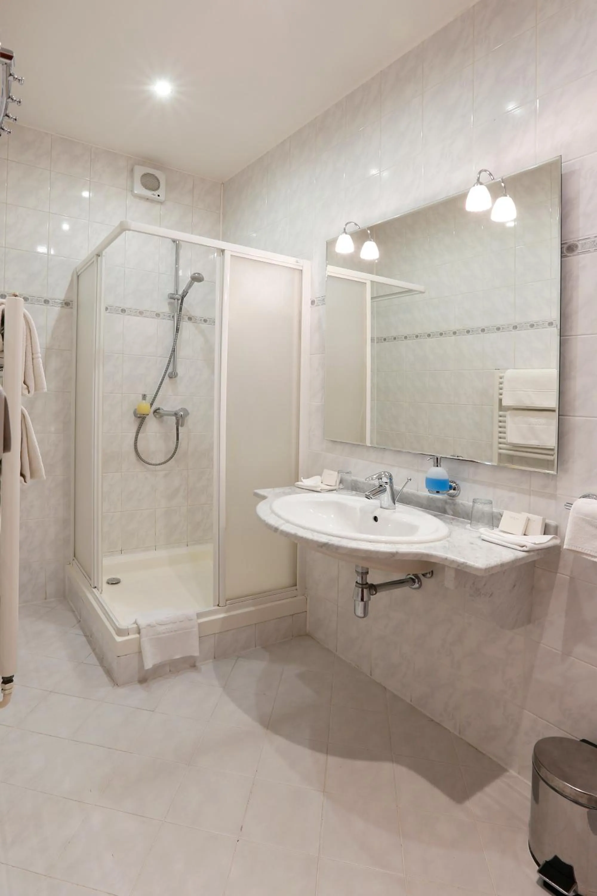 Bathroom in AGH Hotel