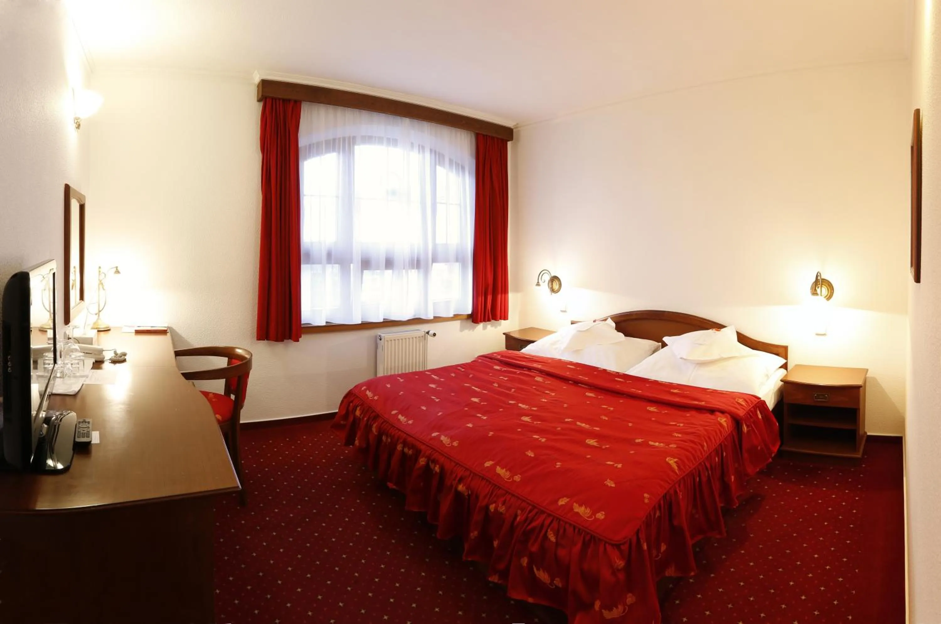 Bedroom, Bed in AGH Hotel