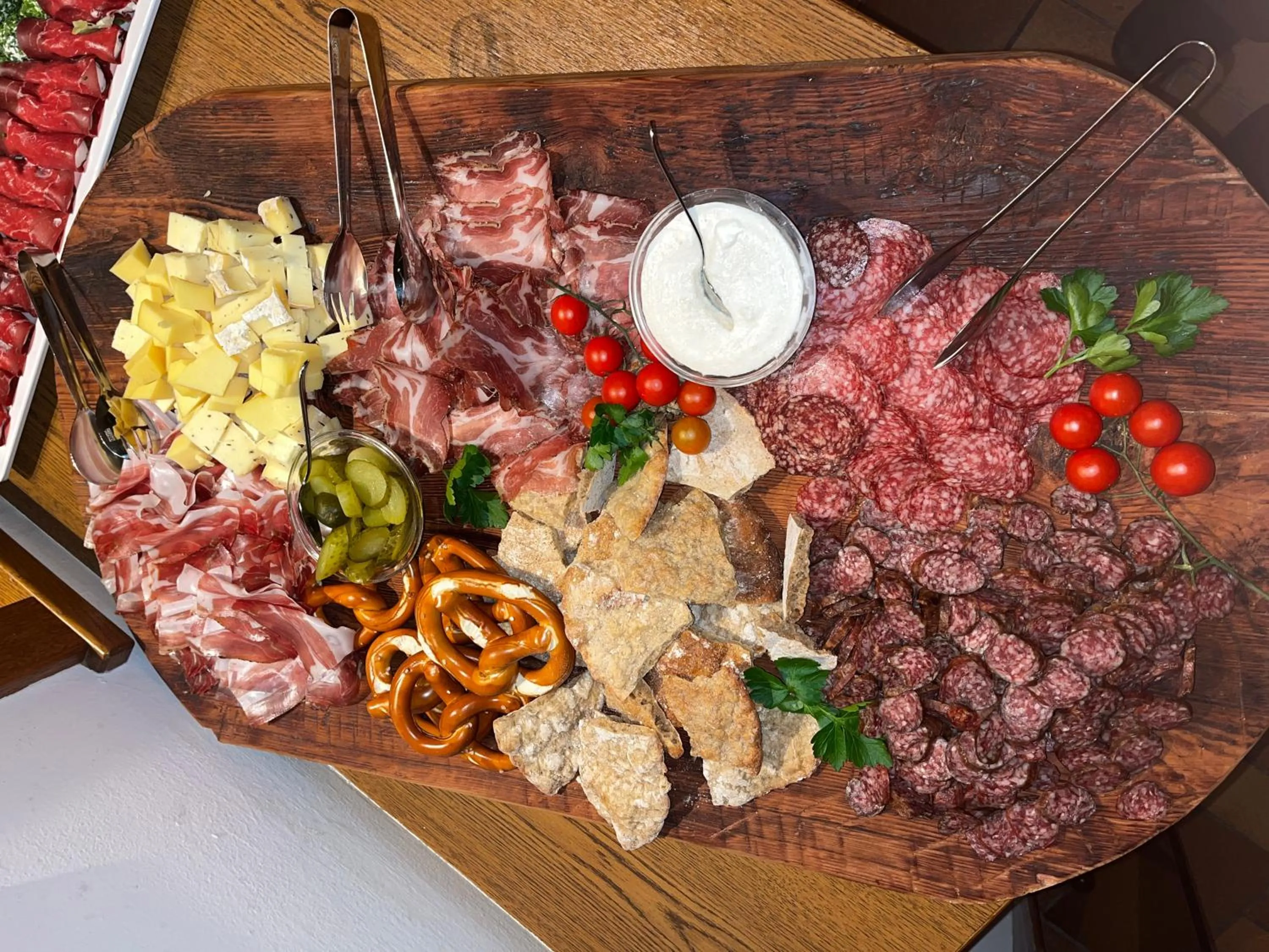 Food and drinks in Hotel Elisabeth