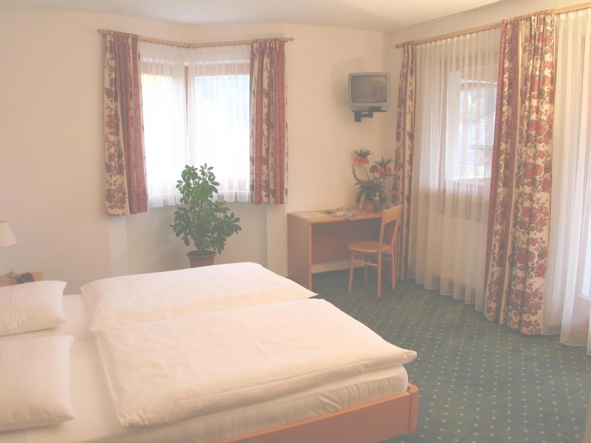 Photo of the whole room, Bed in Hotel Elisabeth