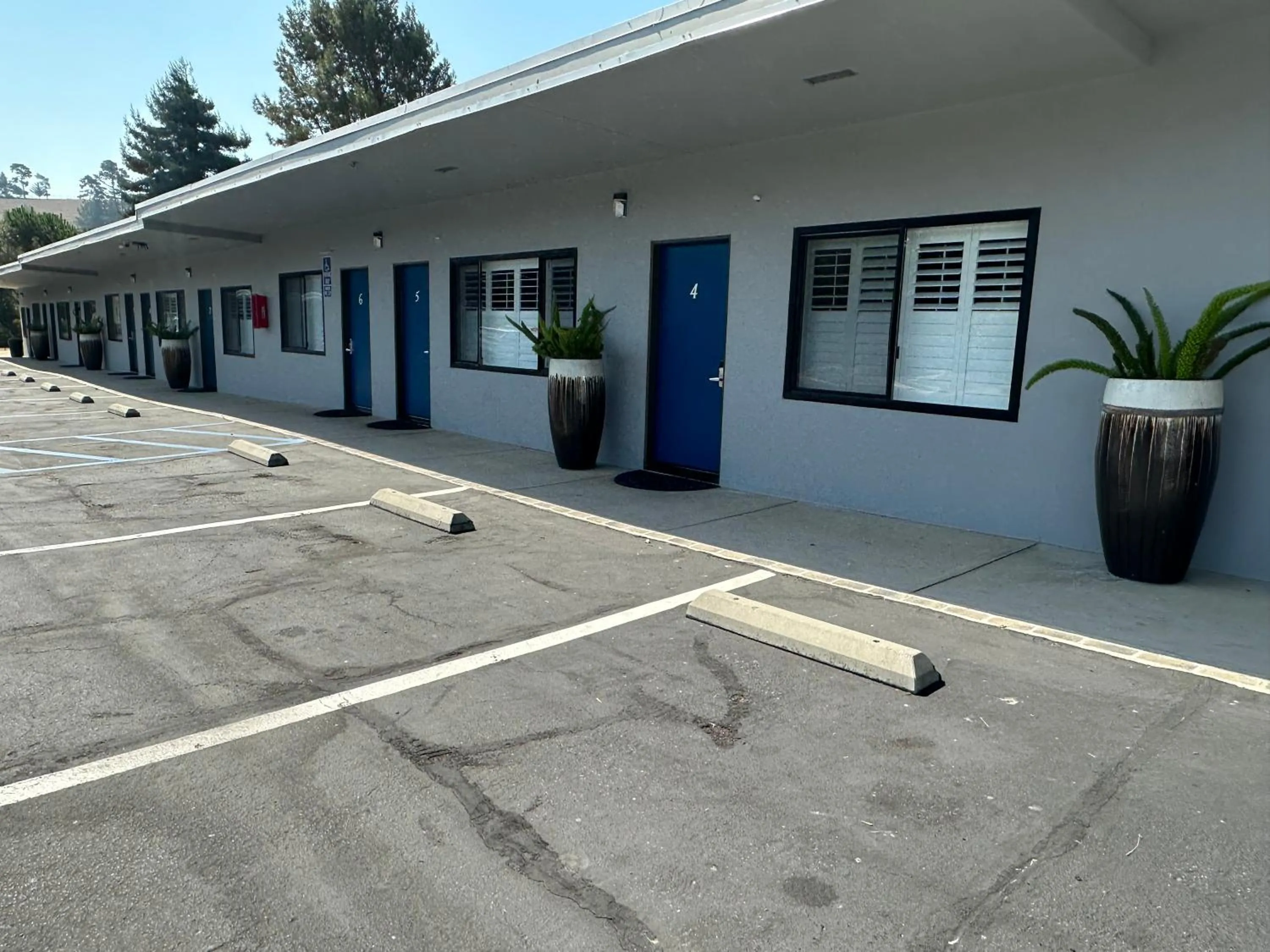 Property building in Cambria Palms Motel