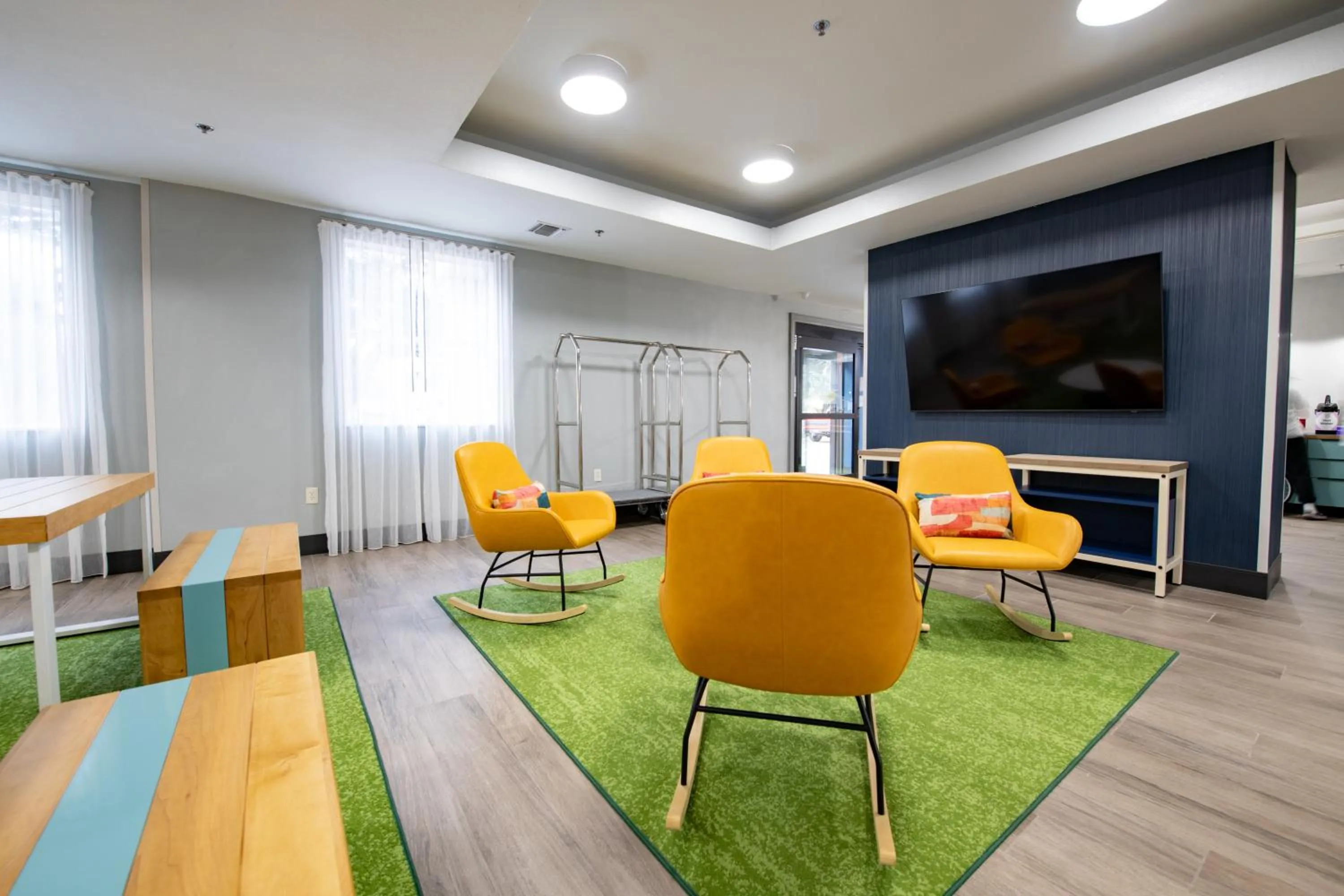 Lobby or reception in Spark By Hilton Lafayette South