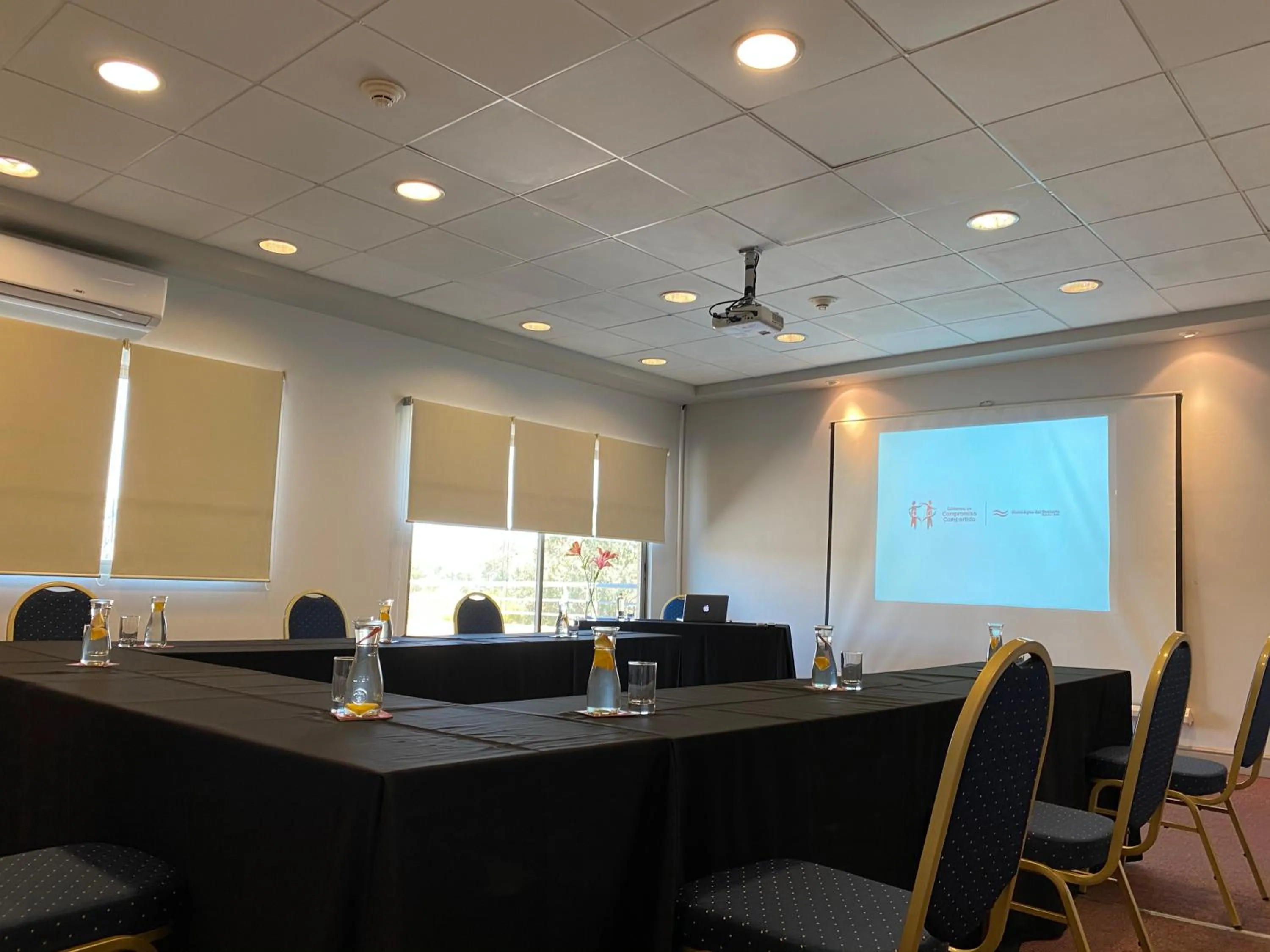 Meeting/conference room in Hotel Agua del Desierto