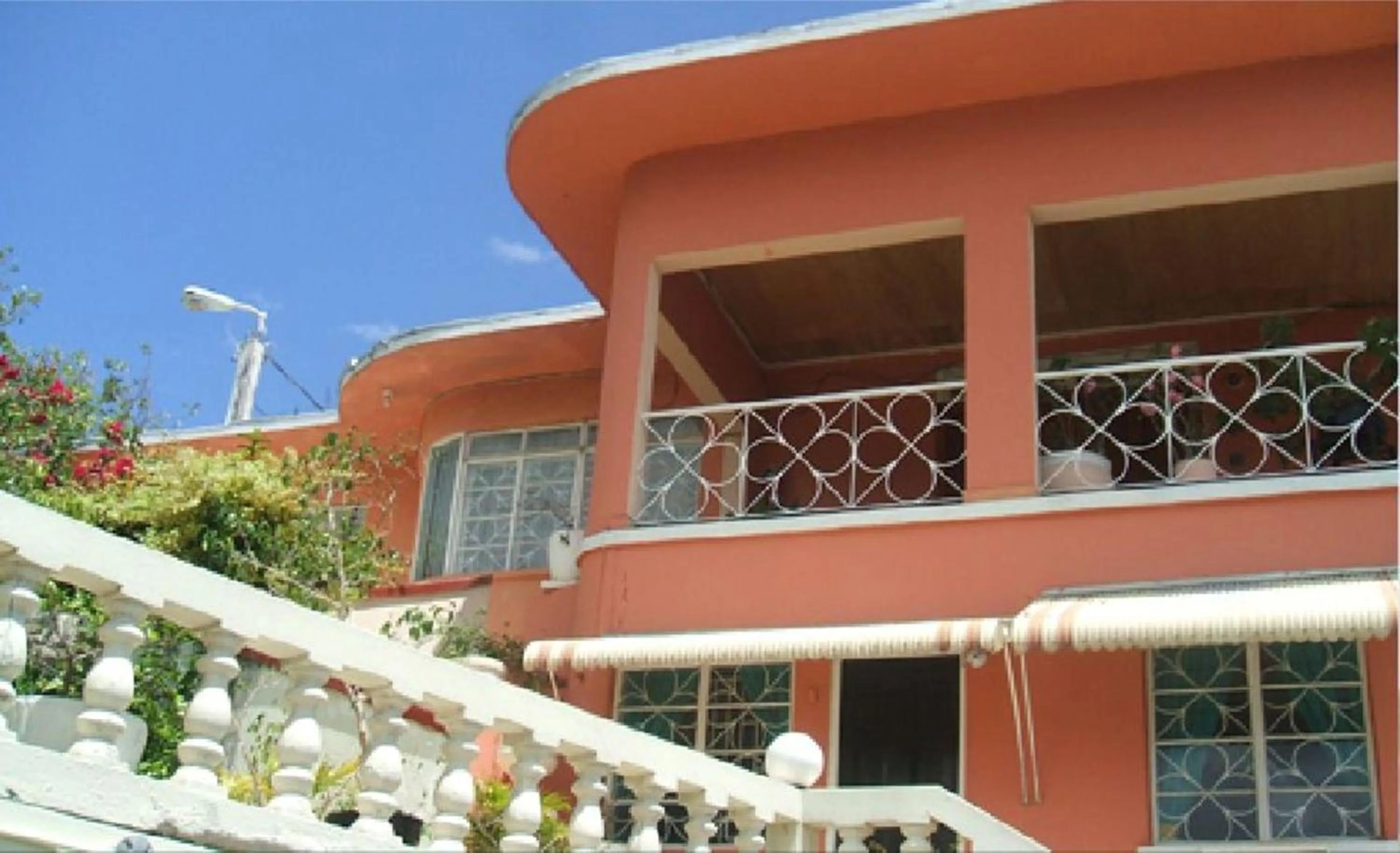 Facade/entrance in Verney House Resort