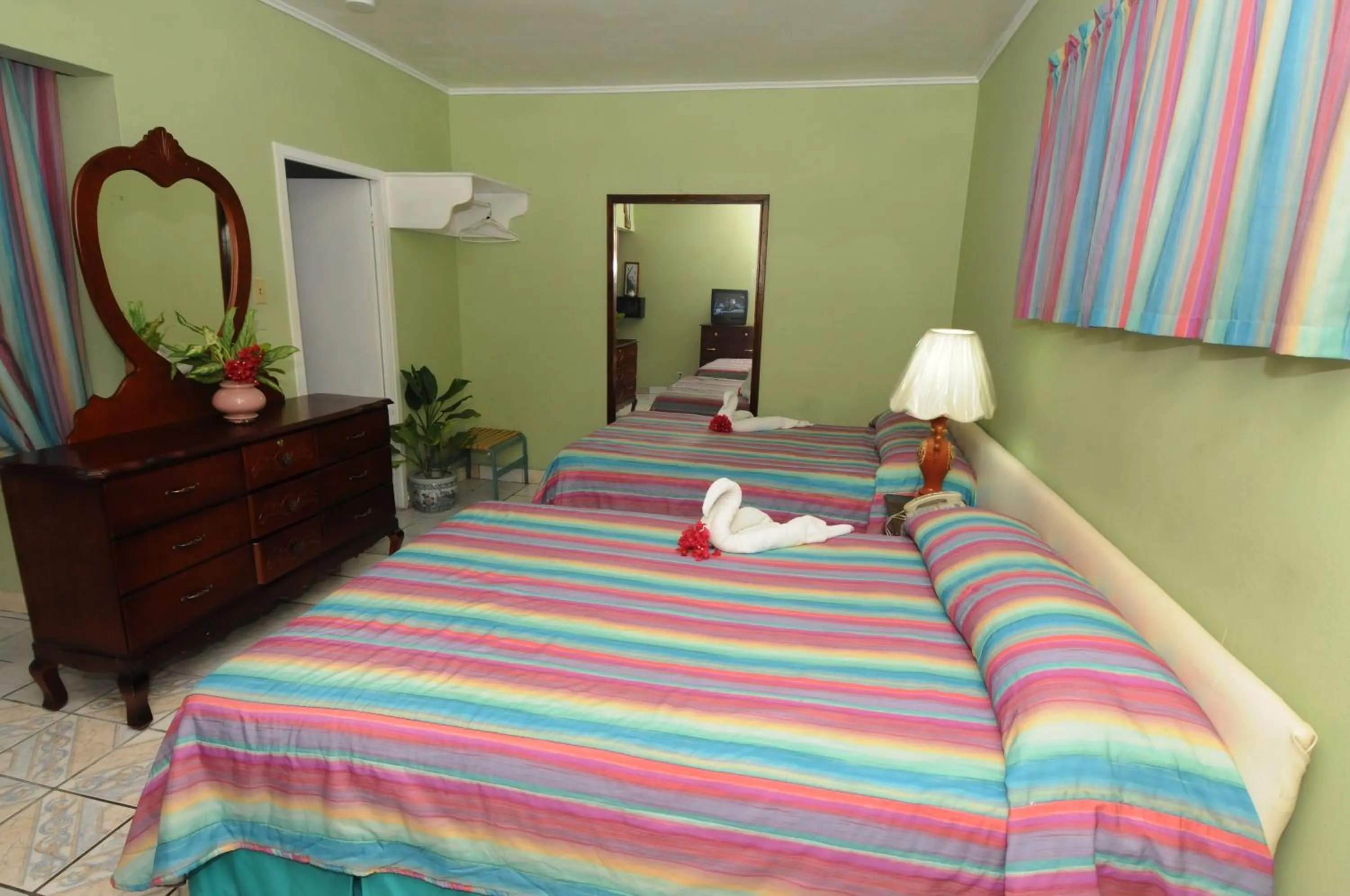 Photo of the whole room in Verney House Resort