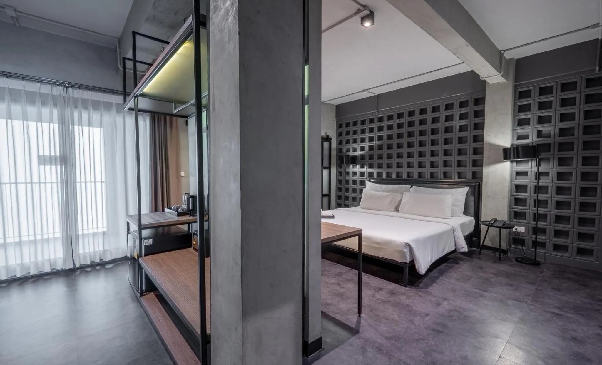 Bedroom, Bed in Palette The Ex Capital Hotel Bangkok